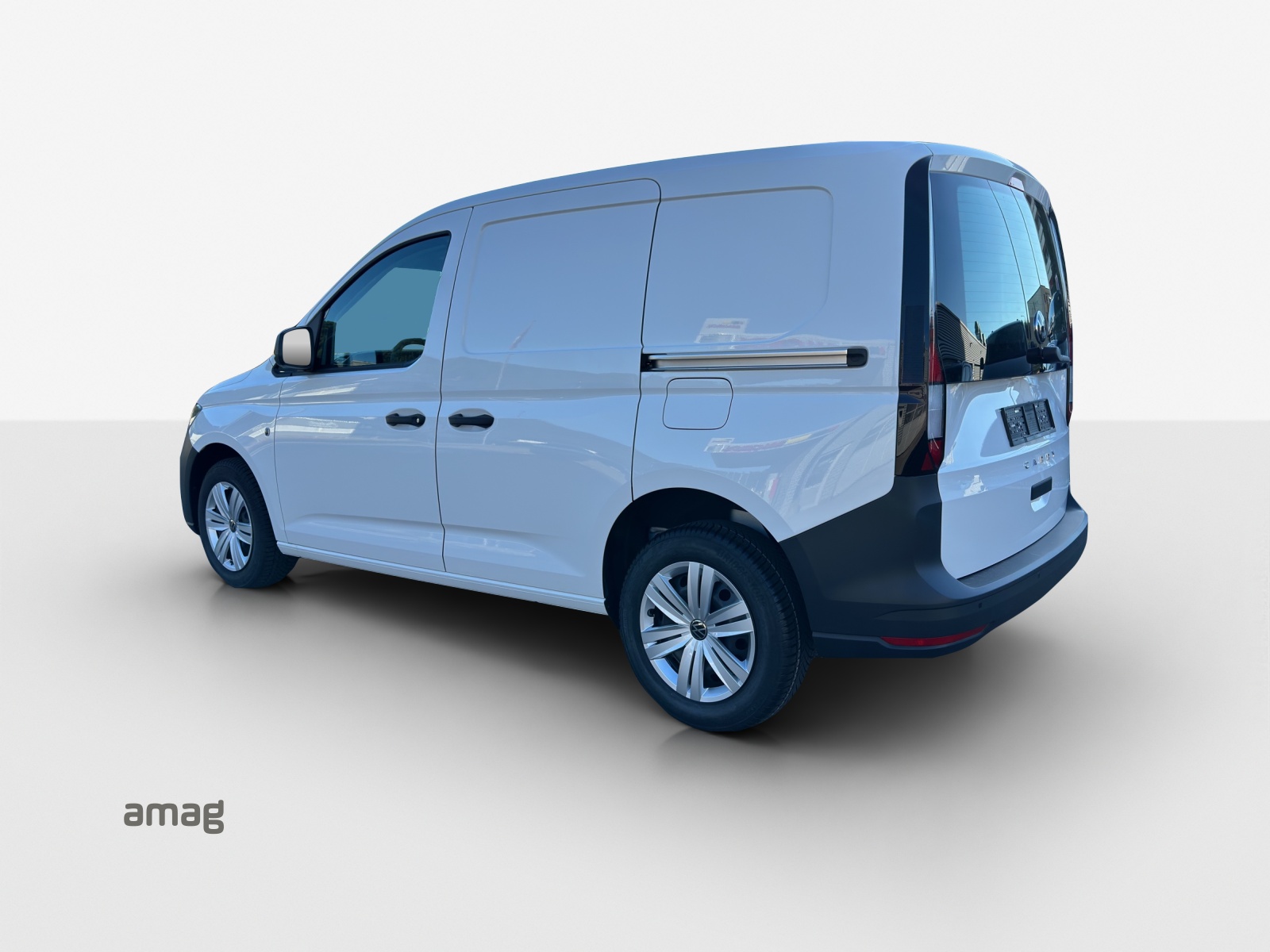 VW Caddy Cargo 2.0TDI-image-2