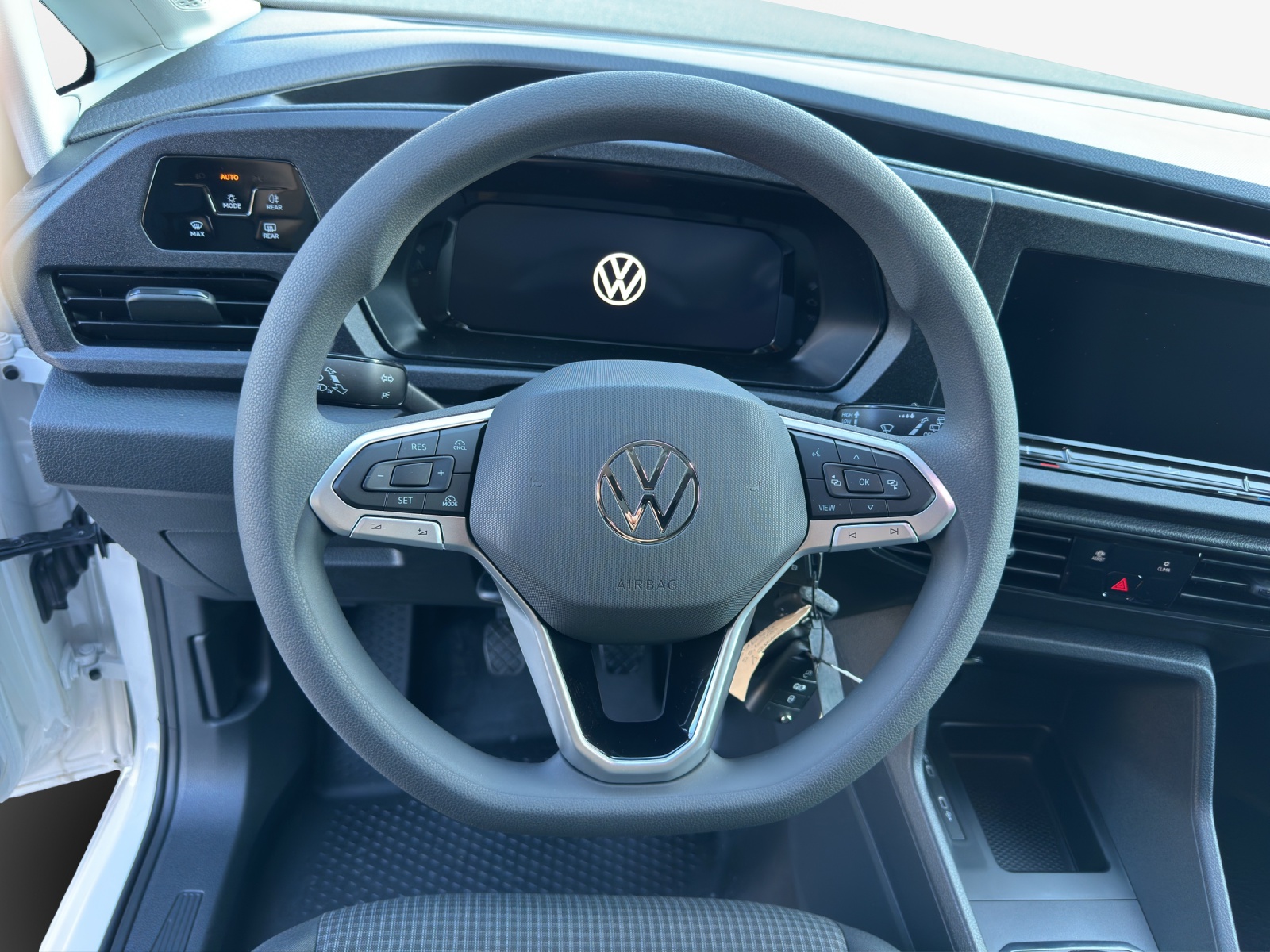 VW Caddy Cargo 2.0TDI-image-9