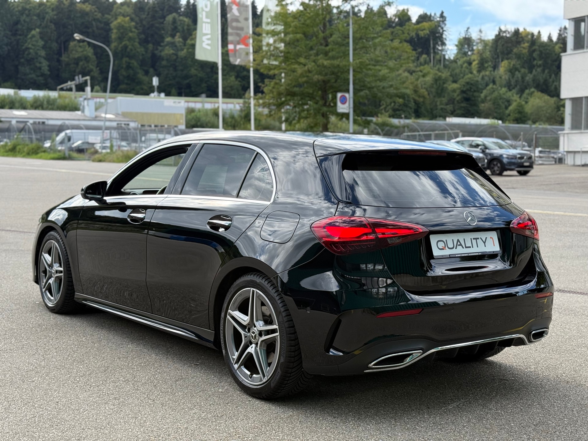 MERCEDES-BENZ A 200 7G-DCT-image-2