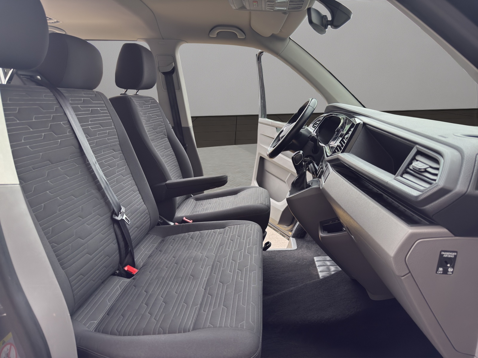 VW T6.1 Caravelle 2.0 TDI Comfortline 4Motion DSG LWB-image-16