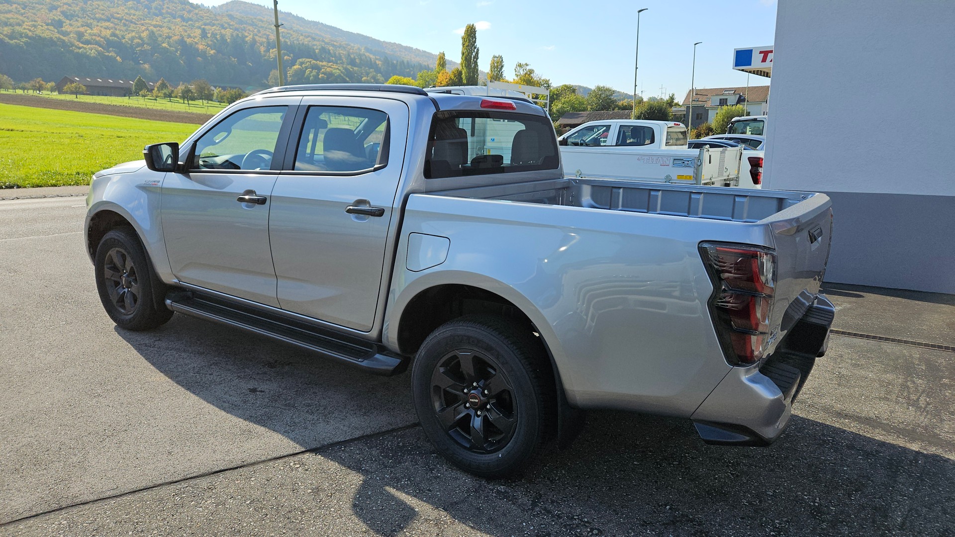 ISUZU D-MAX 1.9 CrewCab N60 Nitro Sport 4x4-image-7
