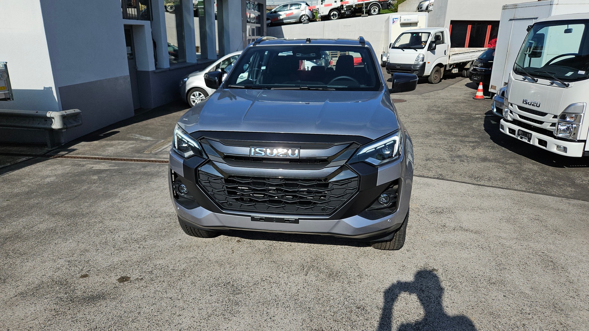 ISUZU D-MAX 1.9 CrewCab N60 Nitro Sport 4x4-image-1