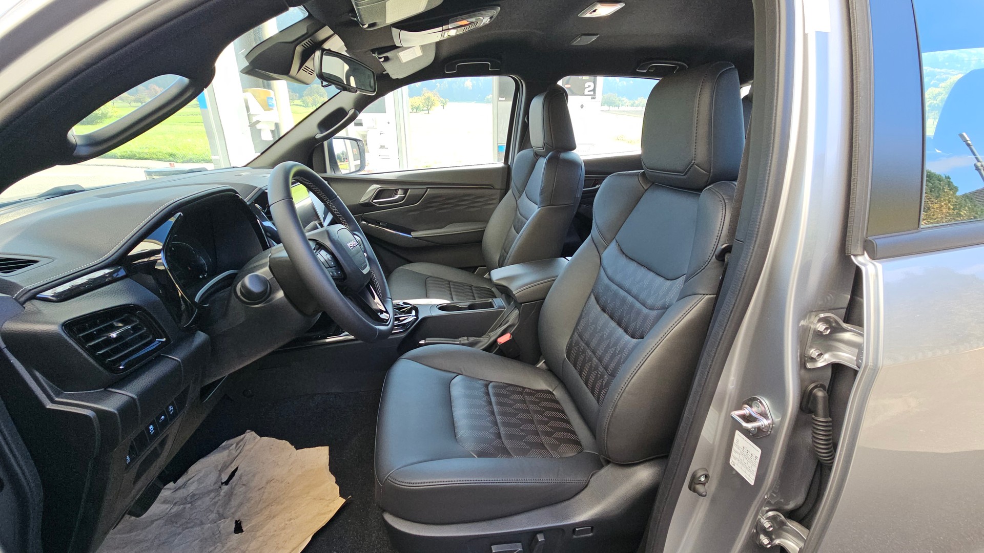 ISUZU D-MAX 1.9 CrewCab N60 Nitro Sport 4x4-image-13