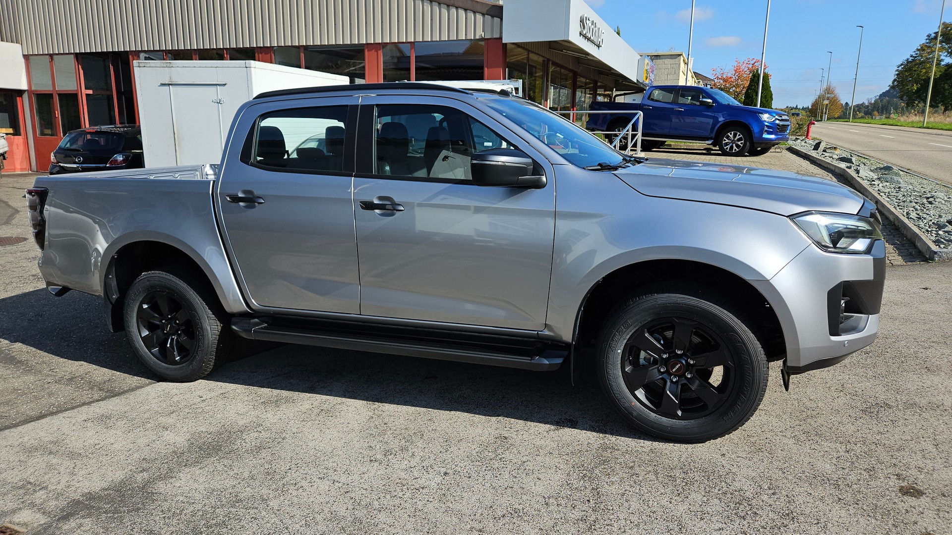 ISUZU D-MAX 1.9 CrewCab N60 Nitro Sport 4x4-image-3