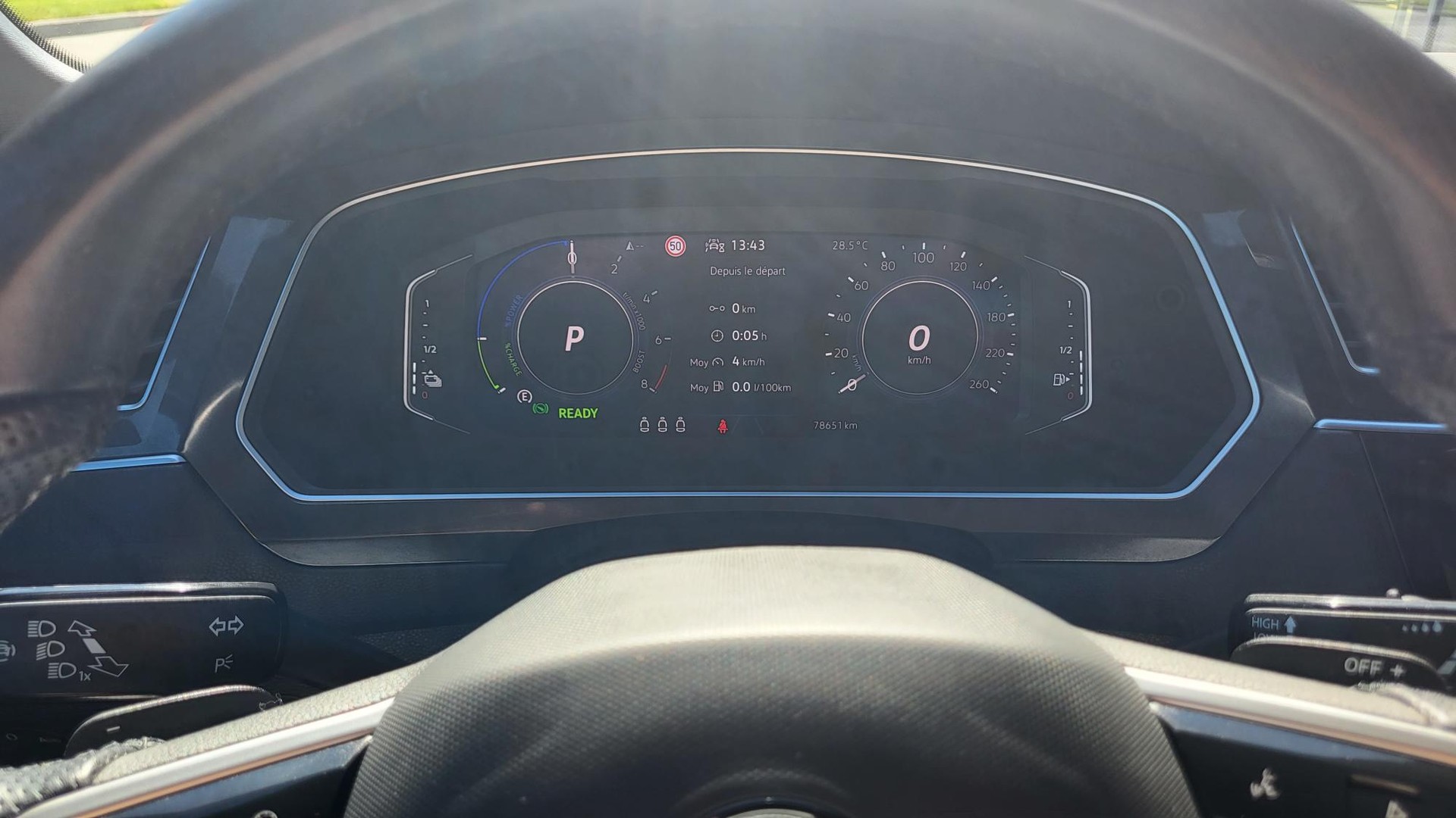 VW Tiguan 1.4TSI PHEV Selection DSG-image-7