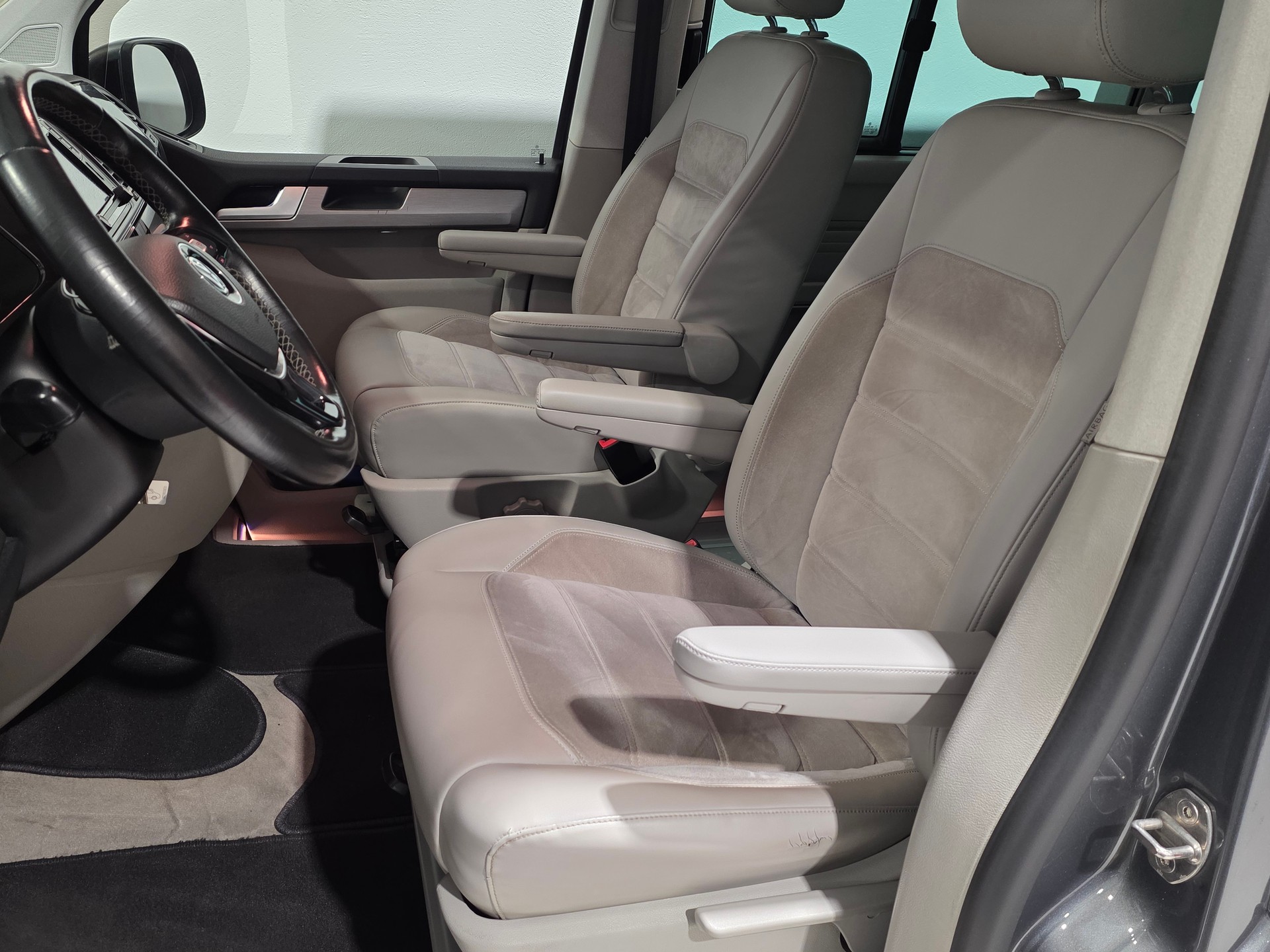 VW T6 California 2.0 Bi-TDI Ocean 4Motion DSG-image-6