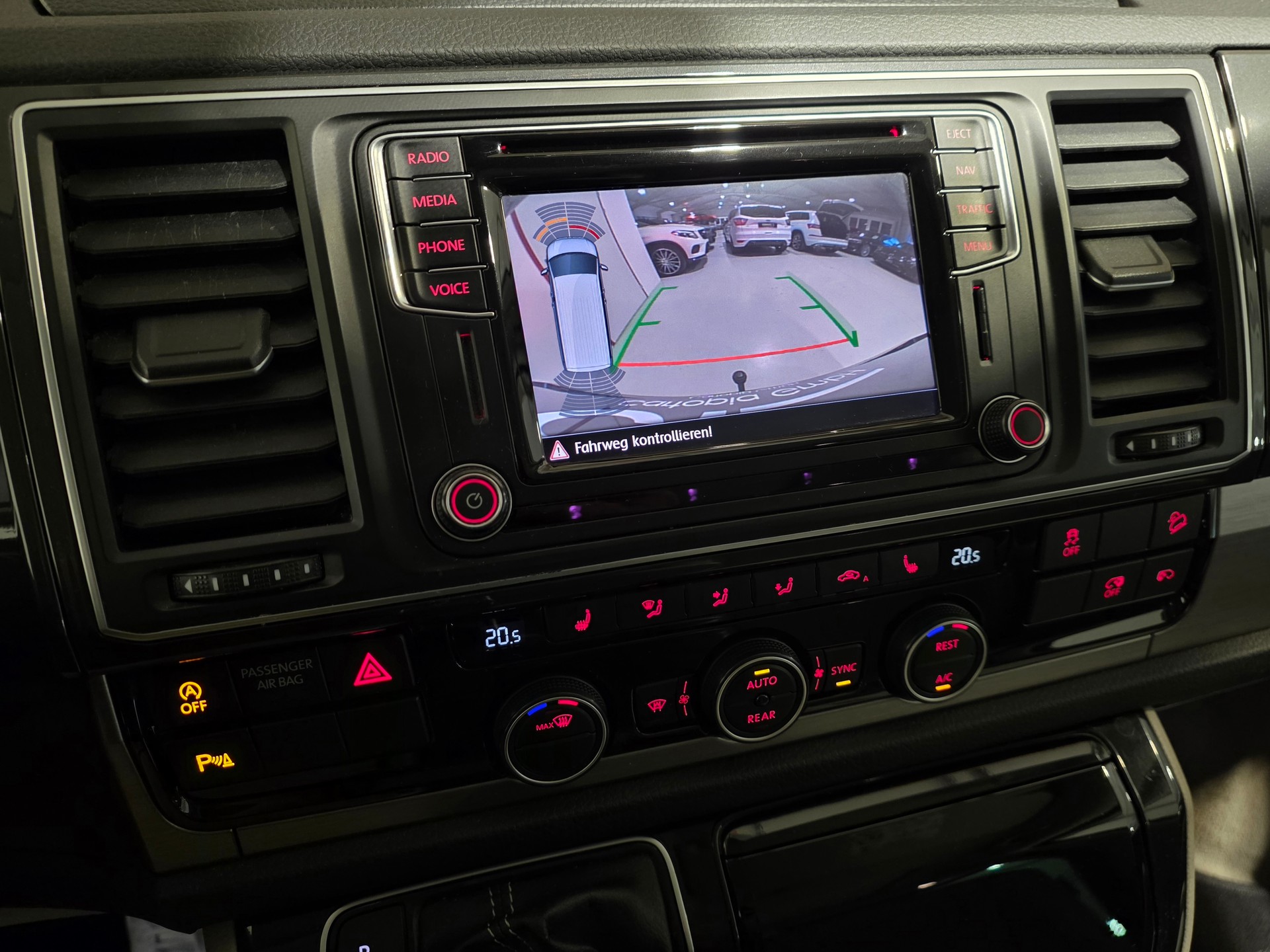 VW T6 California 2.0 Bi-TDI Ocean 4Motion DSG-image-8