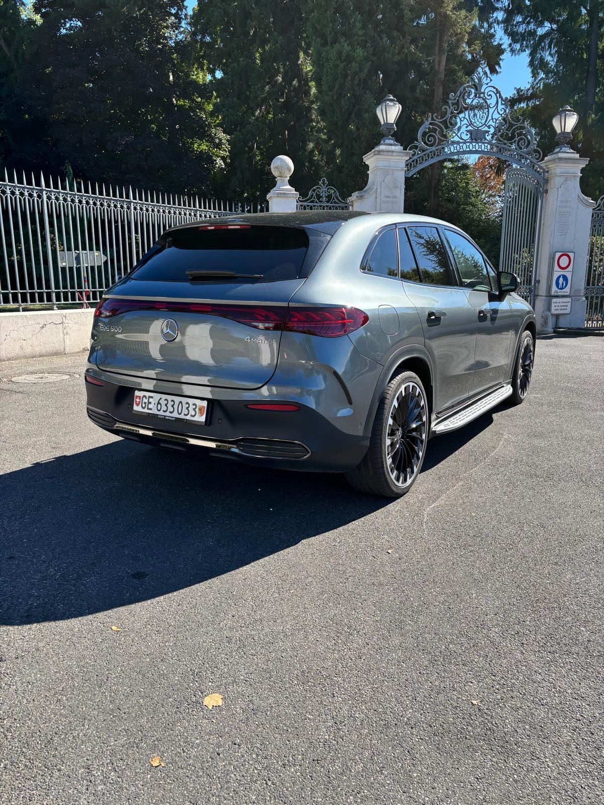 MERCEDES-BENZ EQE SUV 500 4 Matic Executive Edition-image-2