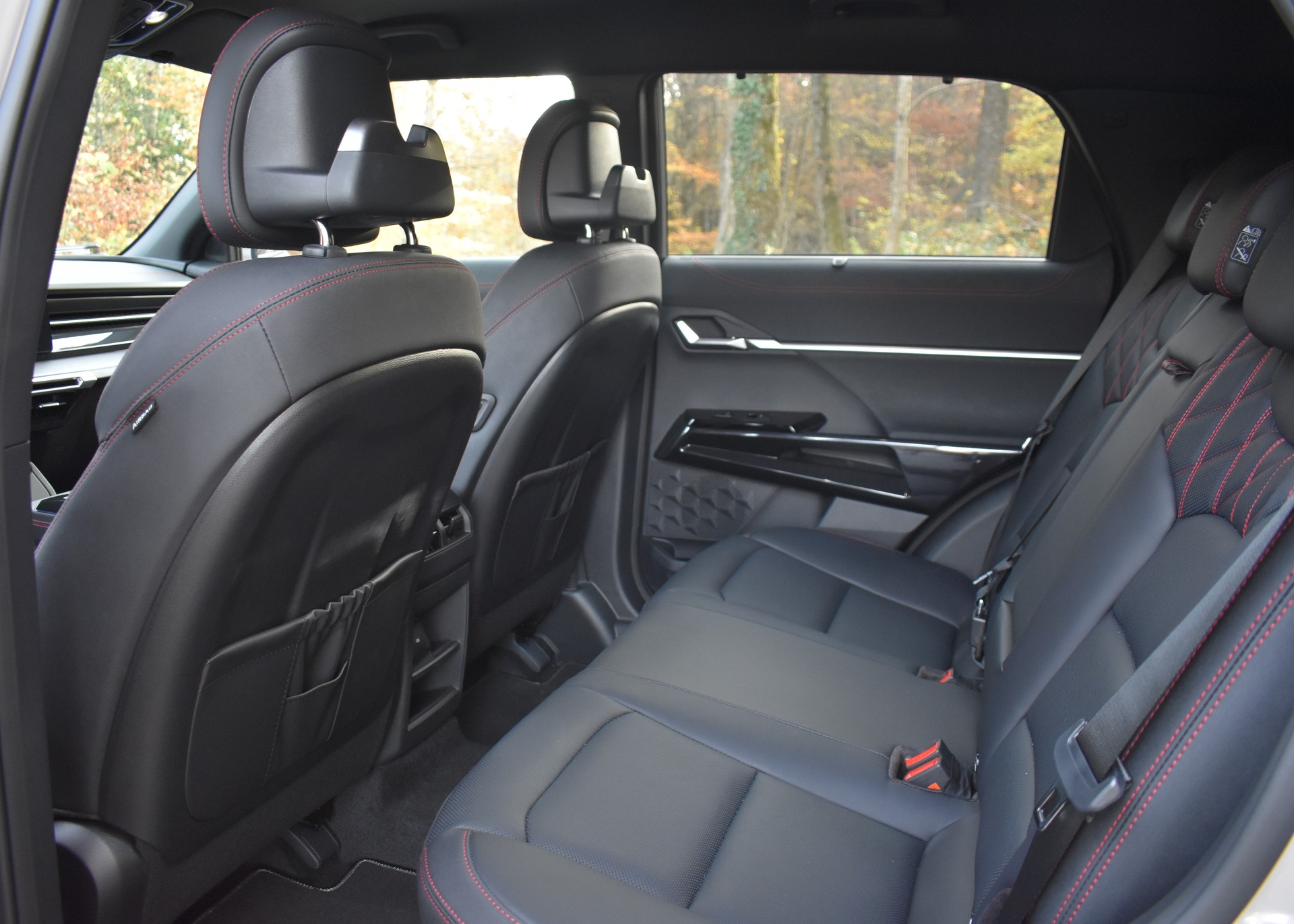 KGM-SsangYong Actyon 1.5 T GDI First Edition 4WD Automat-image-11