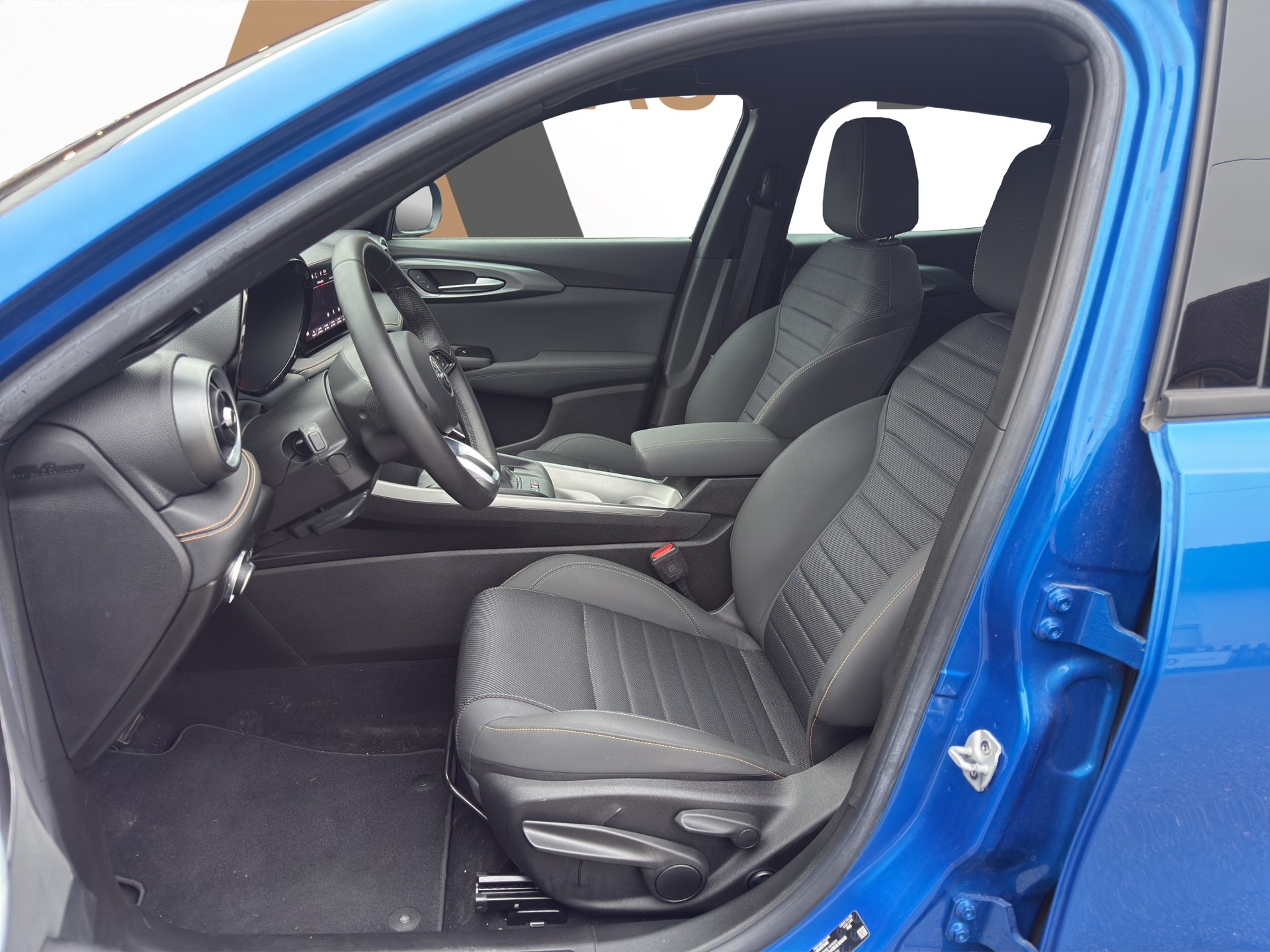 ALFA ROMEO Tonale 1.3 Plug-in Hybrid Ti Q4-image-8