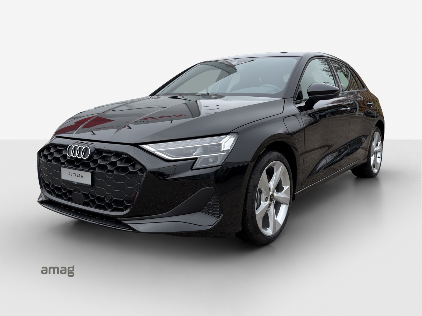 AUDI A3 Sportback 40 TFSI e Attraction S-tronic-image-0