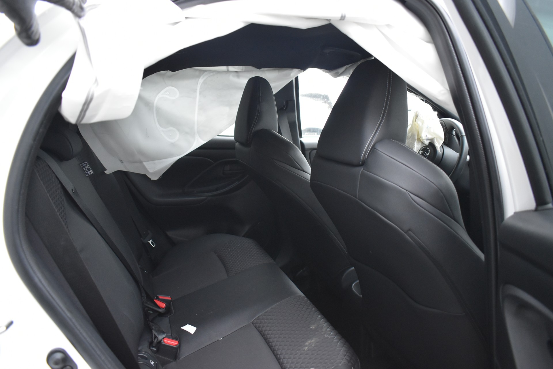 TOYOTA Yaris 1.5 Move CVT-image-7