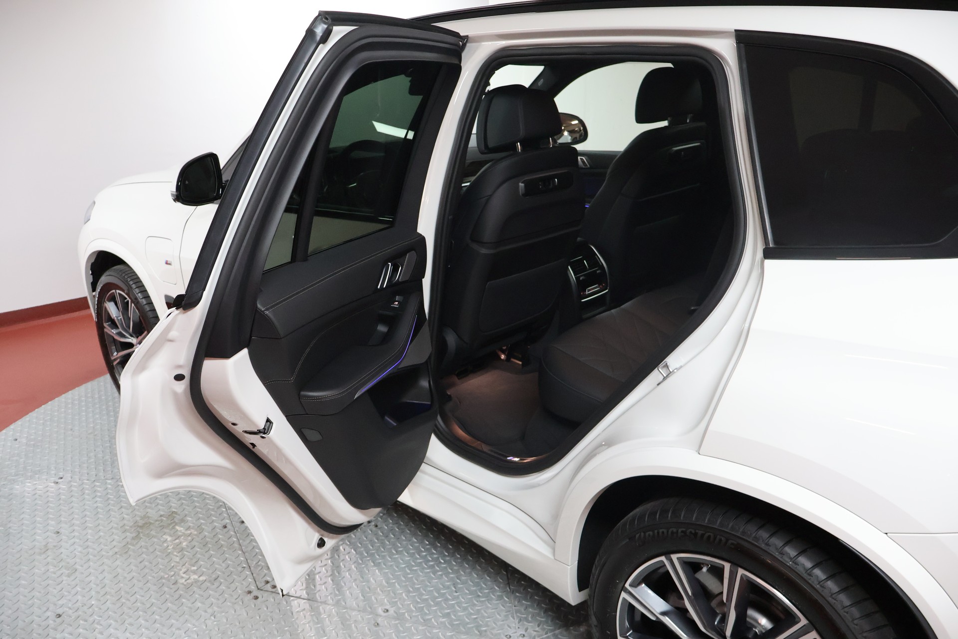 BMW X5 xDrive 50e M Sport Pro Steptronic-image-15