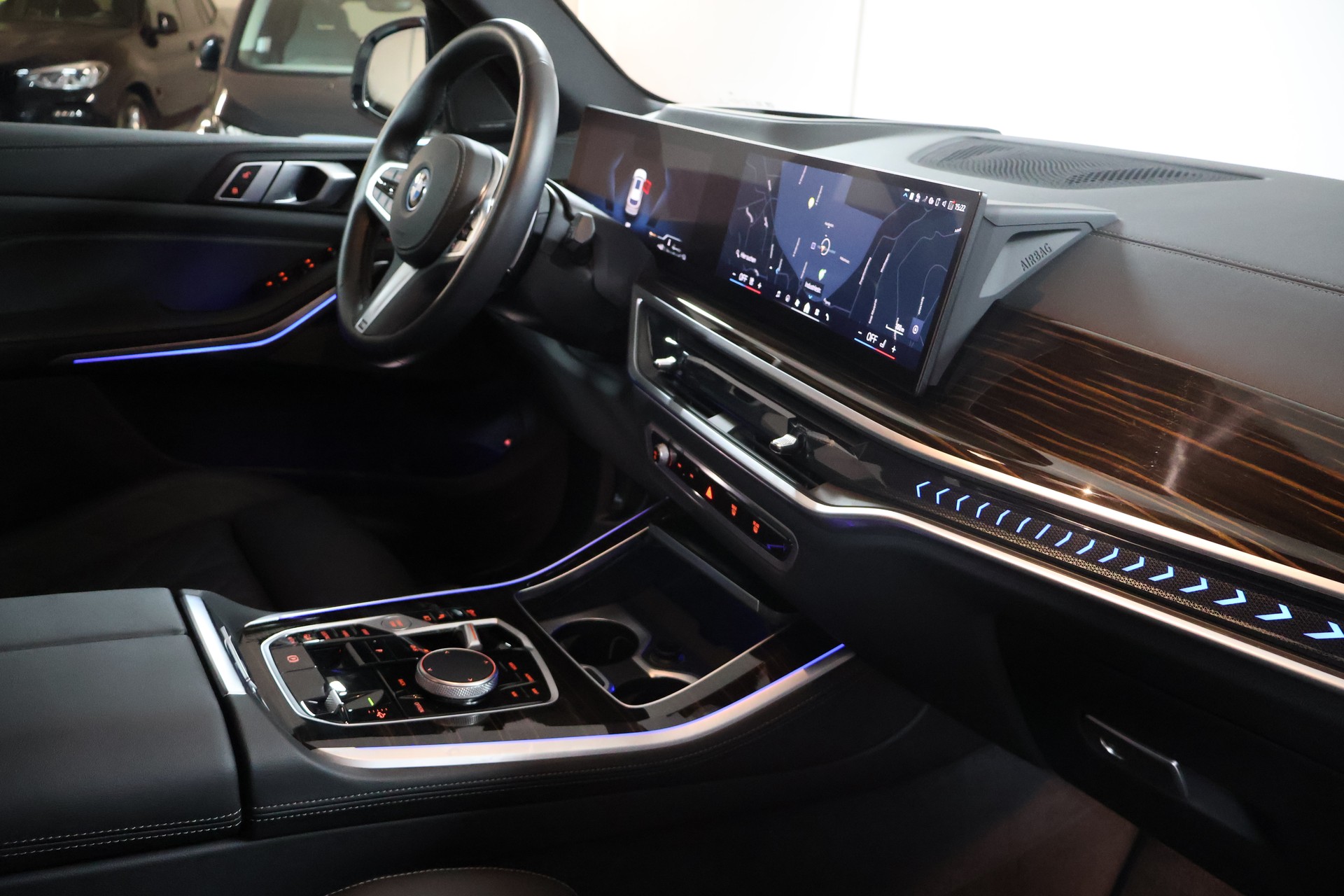 BMW X5 xDrive 50e M Sport Pro Steptronic-image-11