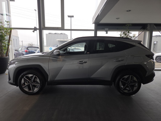 HYUNDAI Tucson 1.6 HEV Amplia 4WD-image-2