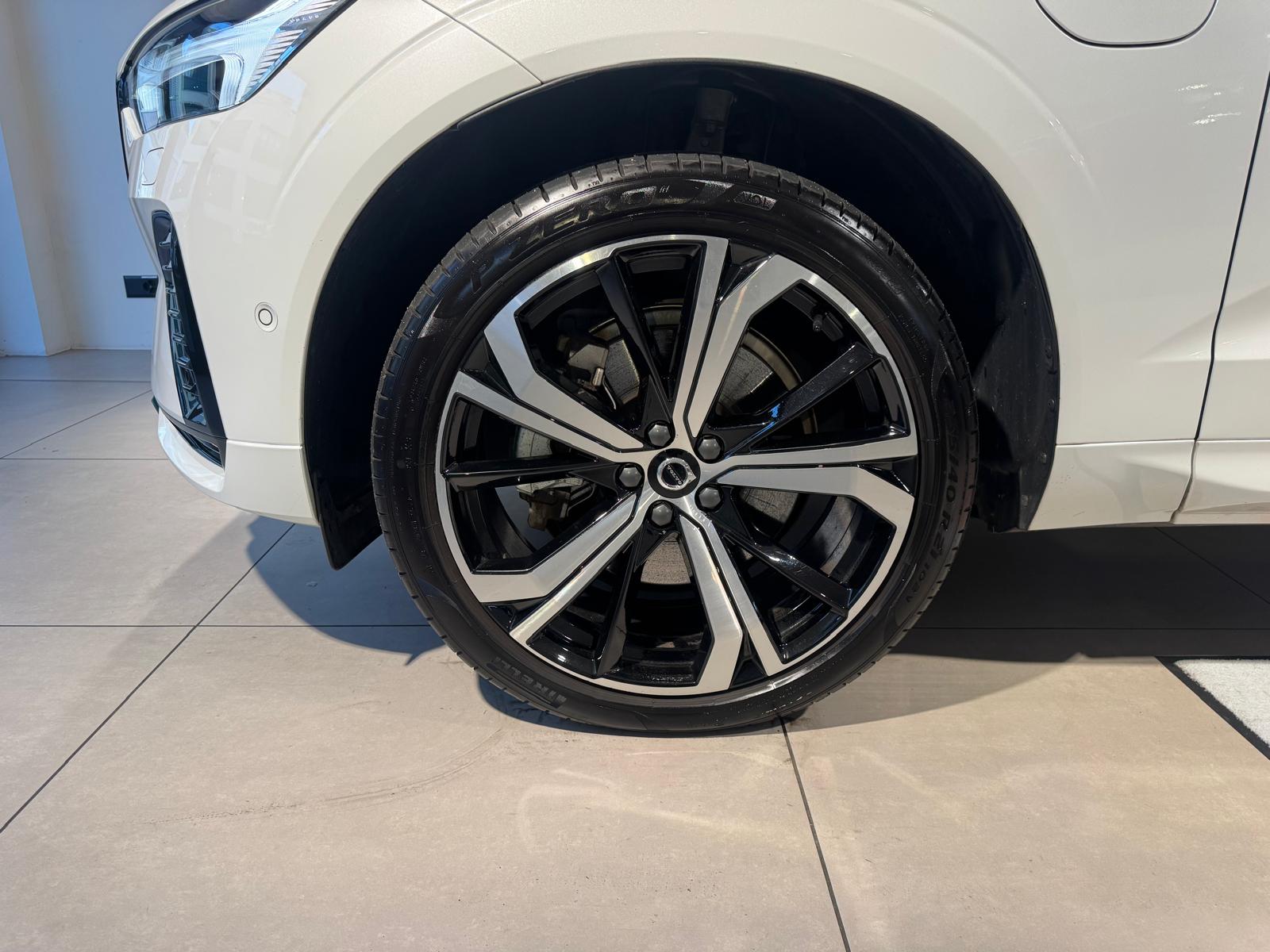 VOLVO XC60 T6 eAWD Ultimate Dark-image-21