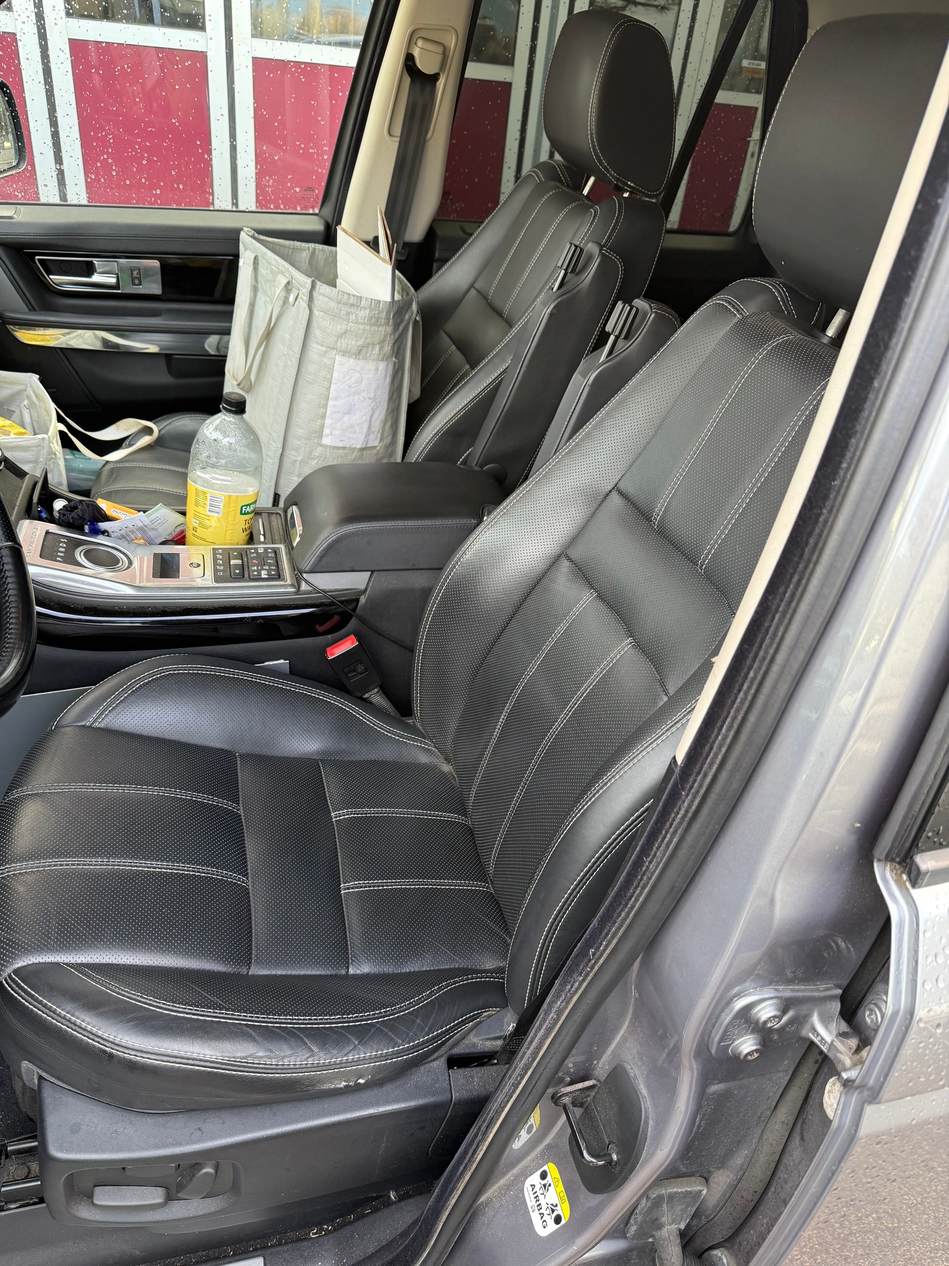 LAND ROVER Range Rover Sport 3.0 TDV6 SE Automatic-image-4