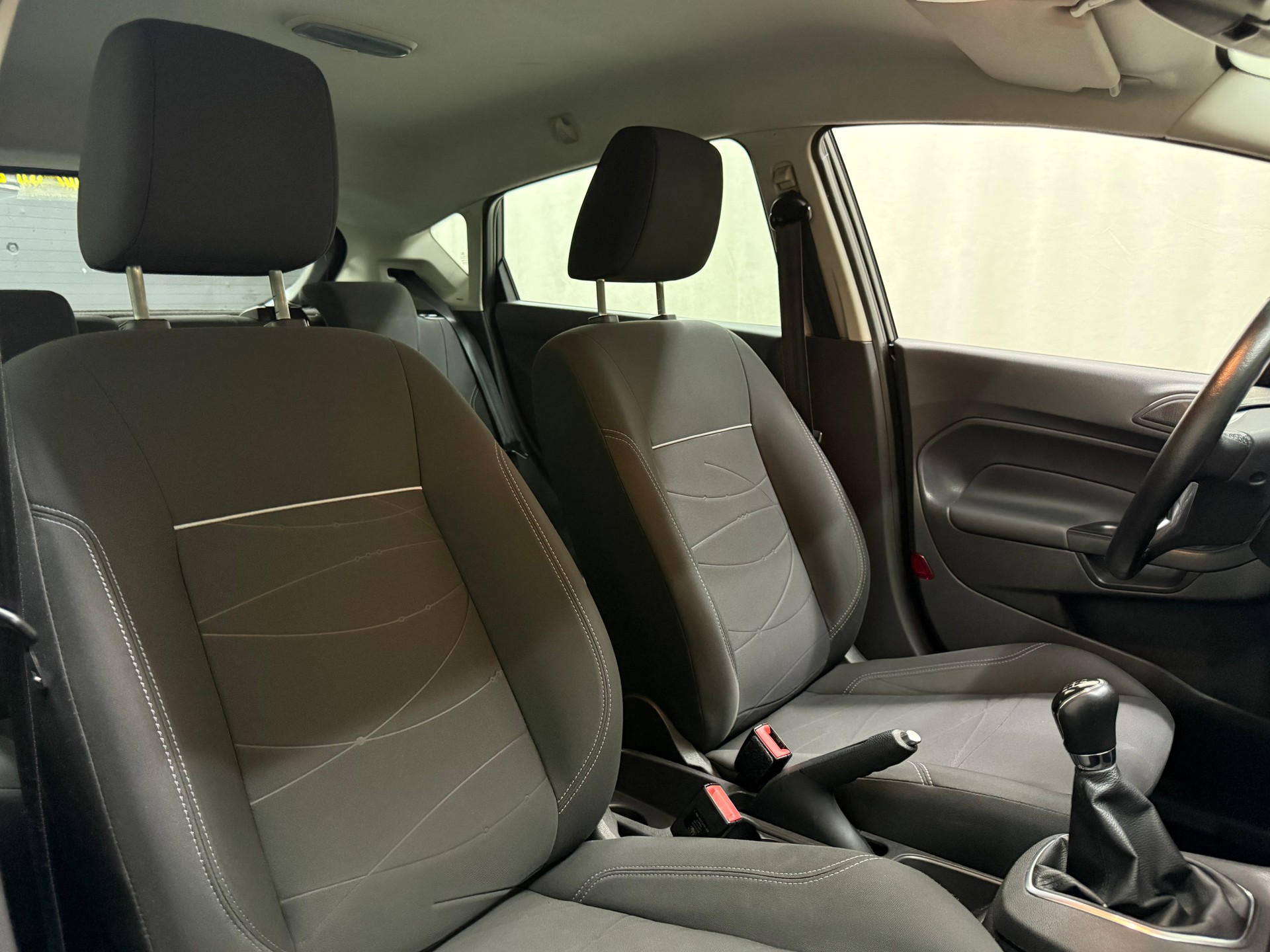 FORD Fiesta 1.0 SCTi Trend-image-11