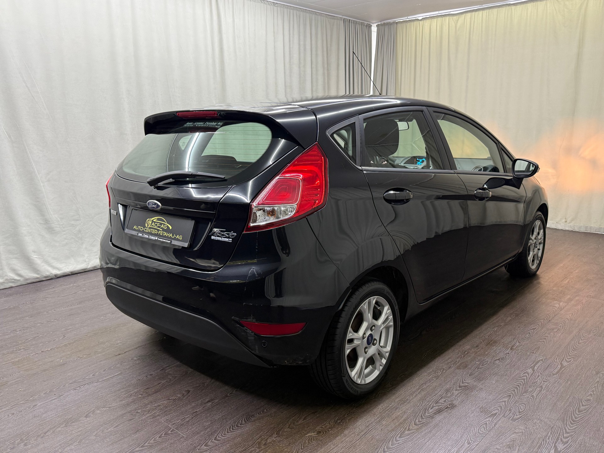 FORD Fiesta 1.0 SCTi Trend-image-3