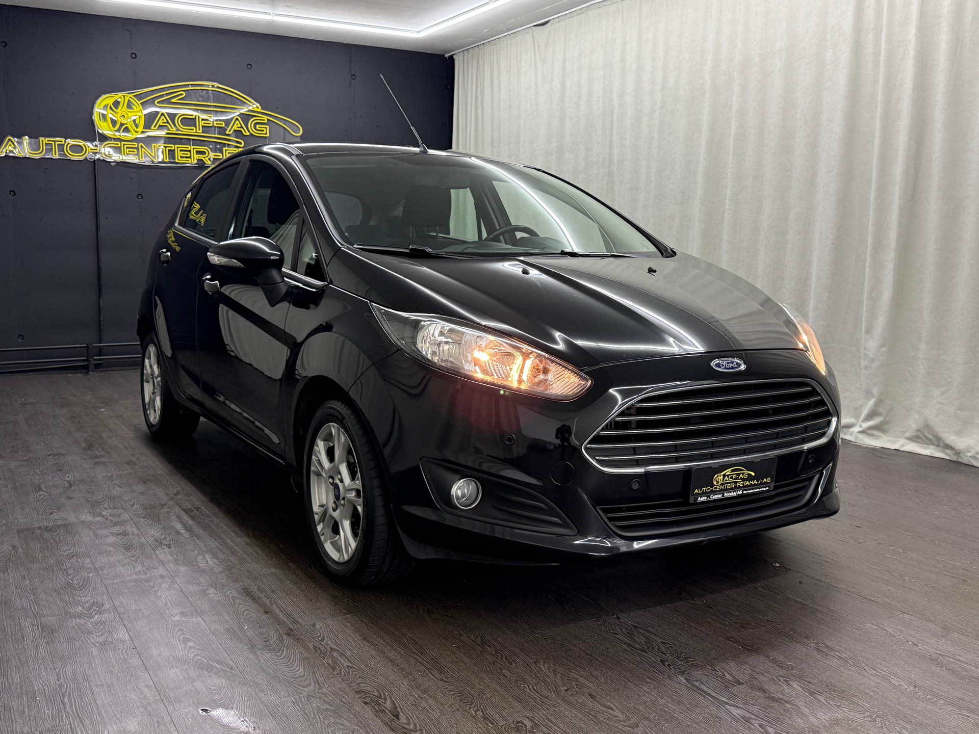 FORD Fiesta 1.0 SCTi Trend-image-2