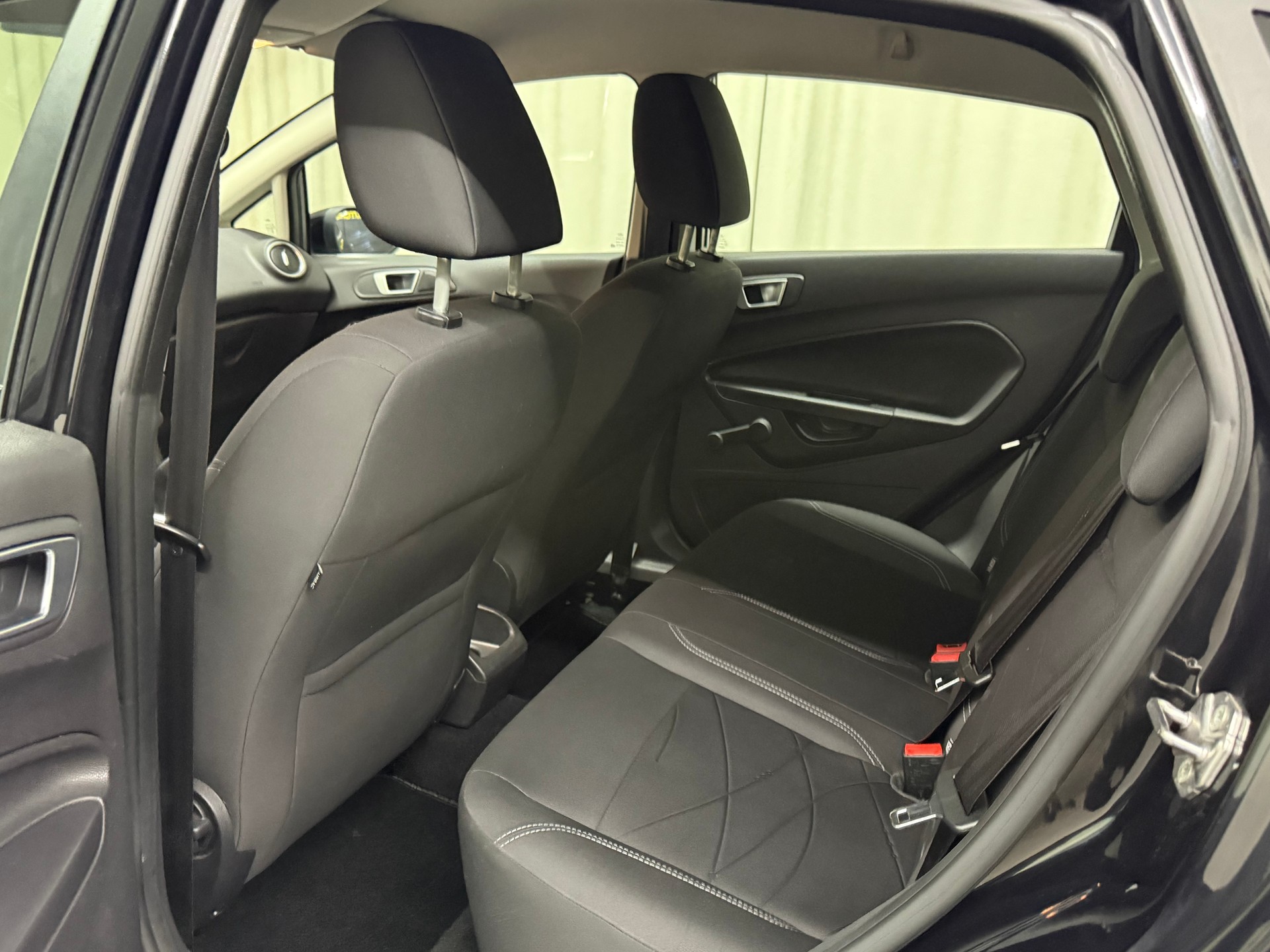 FORD Fiesta 1.0 SCTi Trend-image-7
