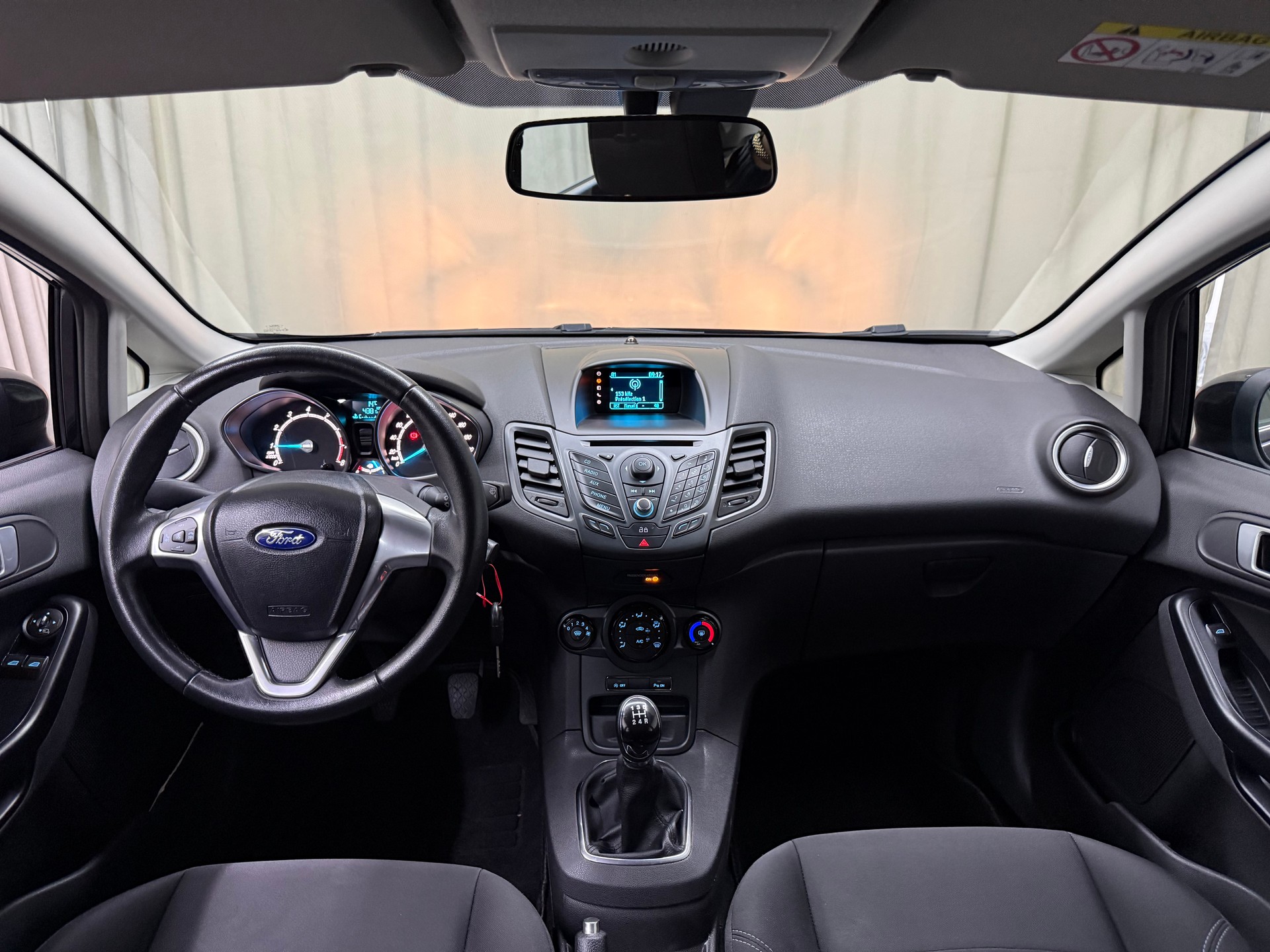 FORD Fiesta 1.0 SCTi Trend-image-8
