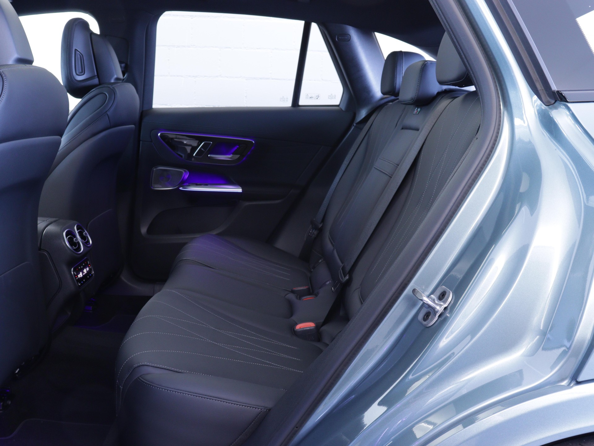 MERCEDES-BENZ GLC 400 e EQ Star AMG Line 4matic-image-10