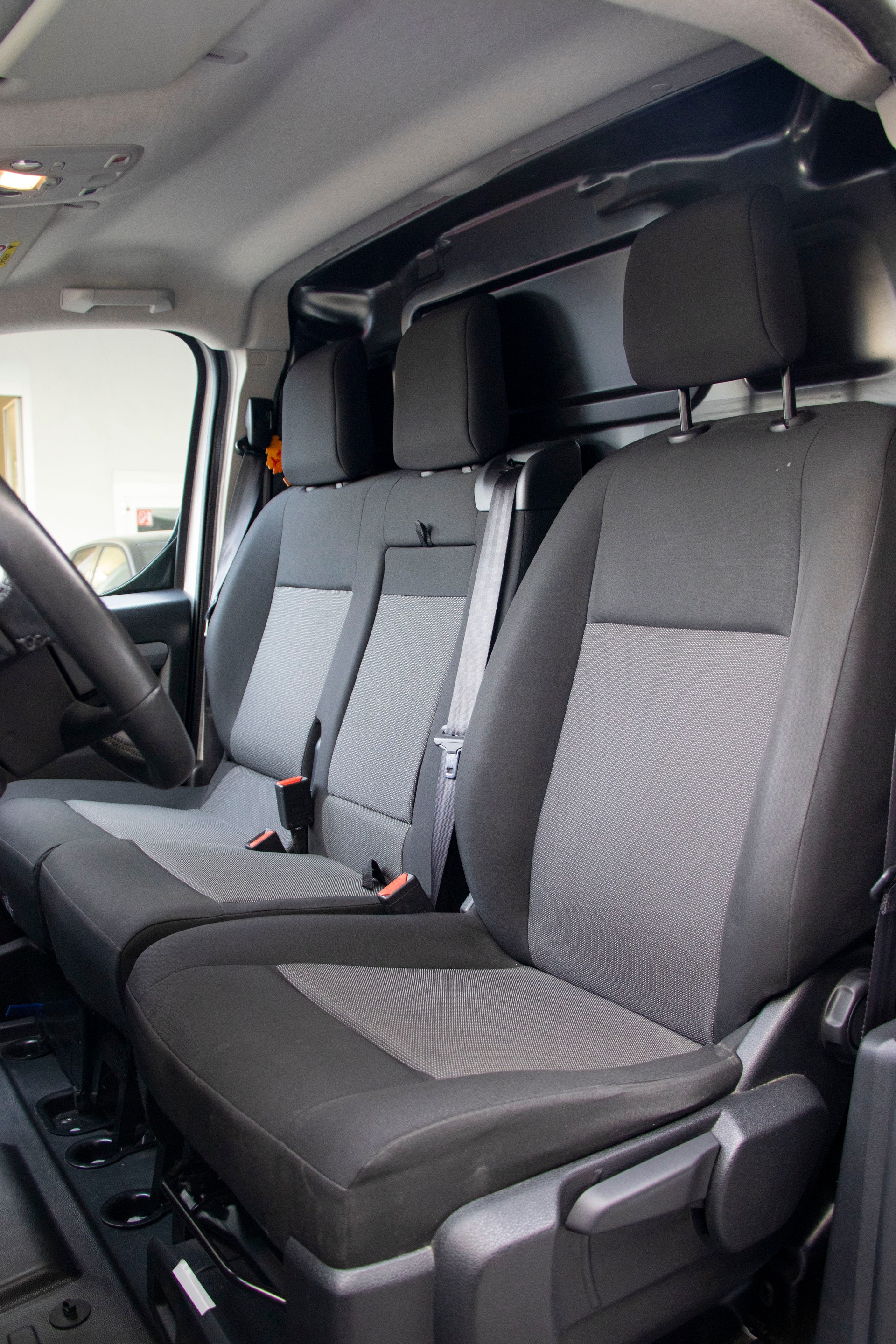 CITROEN Jumpy 2.0 BlueHDi 145 M EAT8-image-5