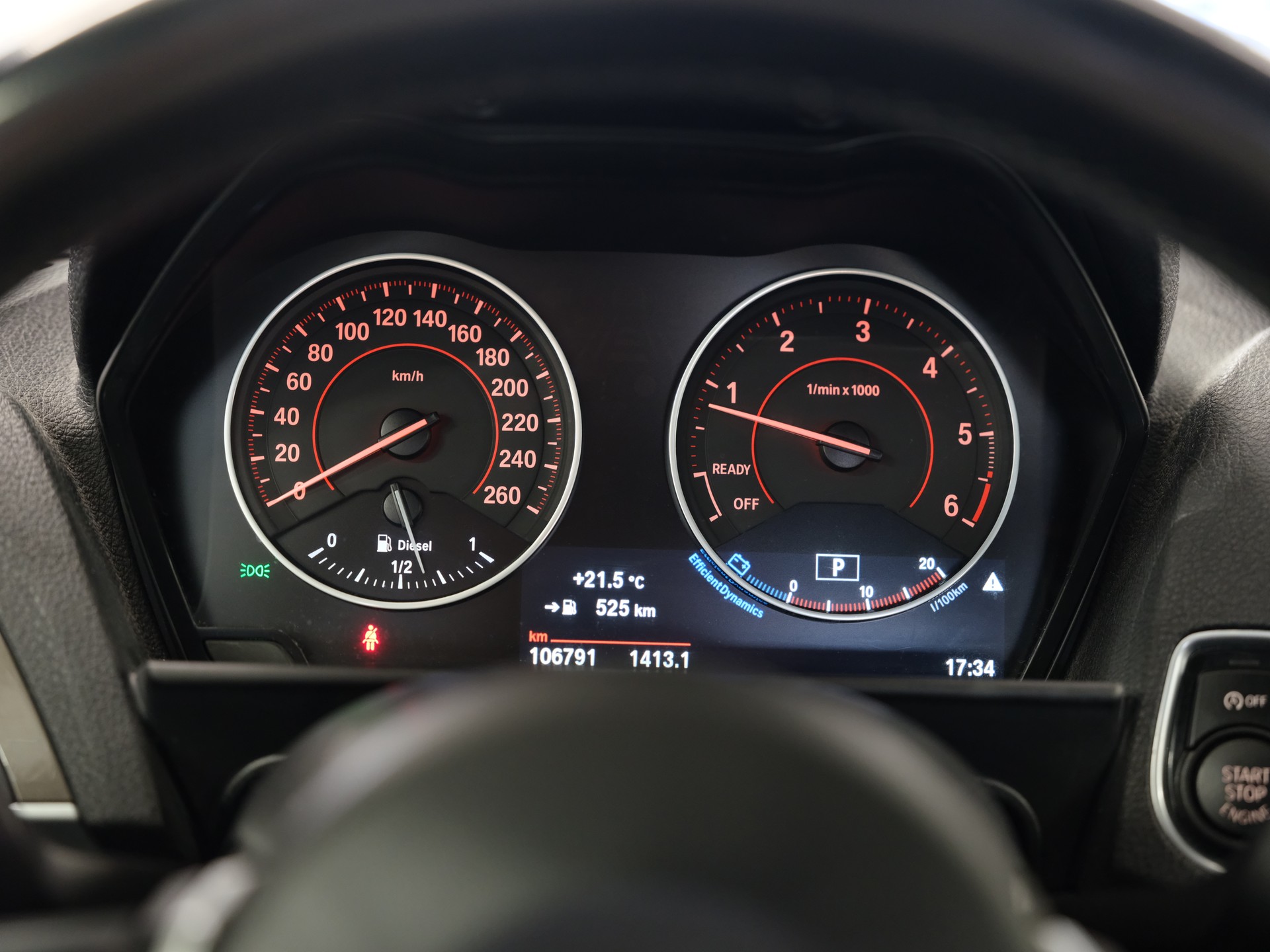 BMW 218d *Komfortzugang* *M Sport Lederlenkrad* *Sonnenschutzverglasung*-image-18