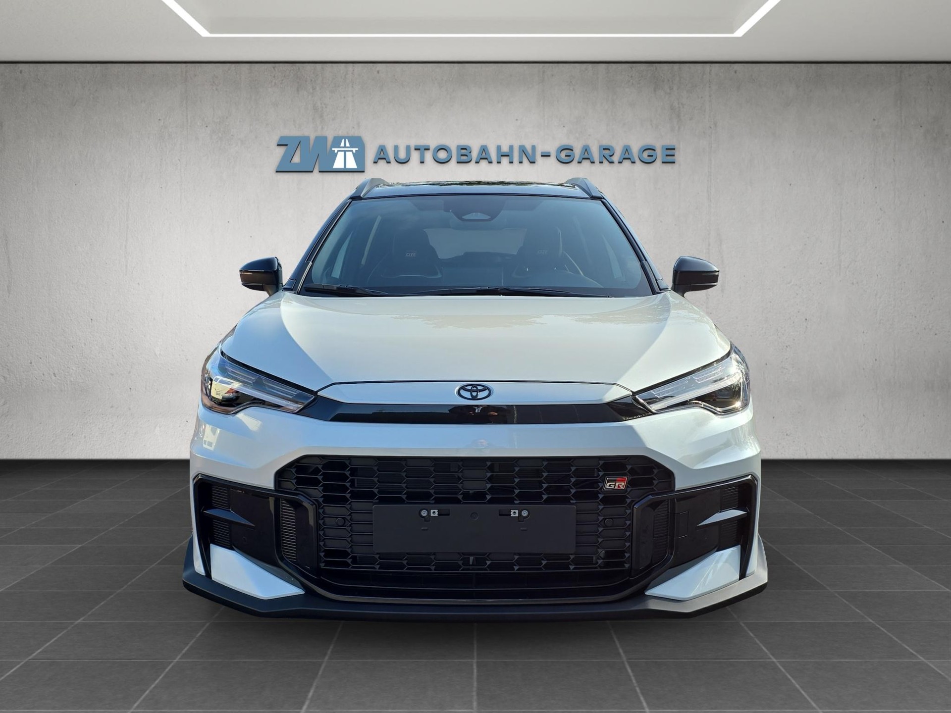 TOYOTA Corolla Cross 2.0 HSD GR Sport AWD-i-image-7