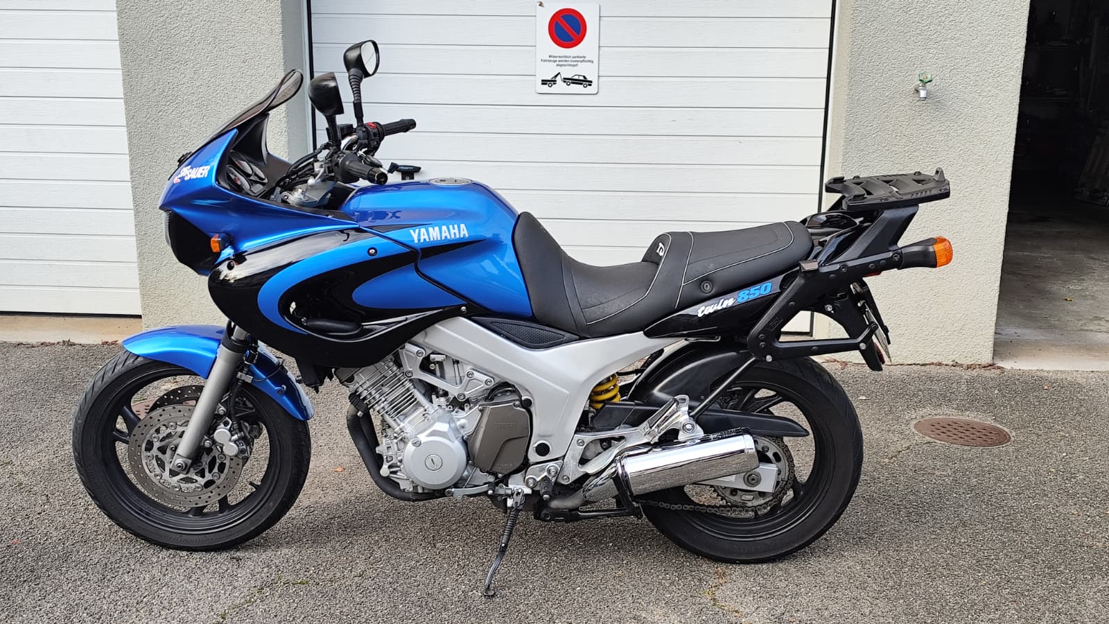 YAMAHA TDM 850-showroom-element-1