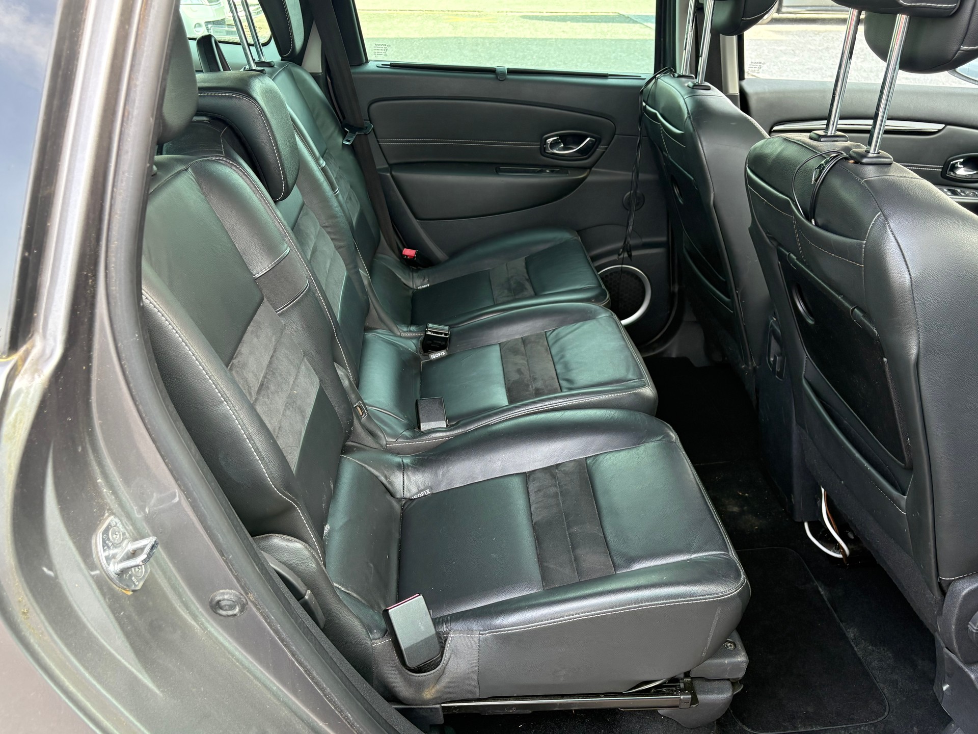 RENAULT Grand Scénic 2.0 dCi Bose Automatic (Einspritzdüsen Problem)-image-10