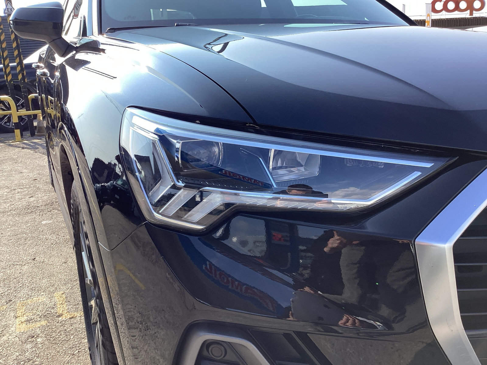 AUDI Q3 45 TFSI S line quattro S-tronic-image-17