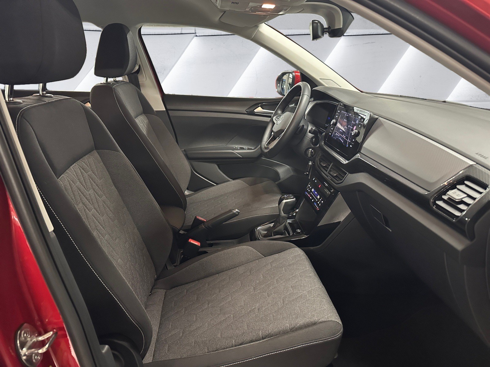 VW T-Cross 1.0 TSI EVO Life DSG / Caméra de recul/Garantie 5 ans ou 100'000 kms-image-13