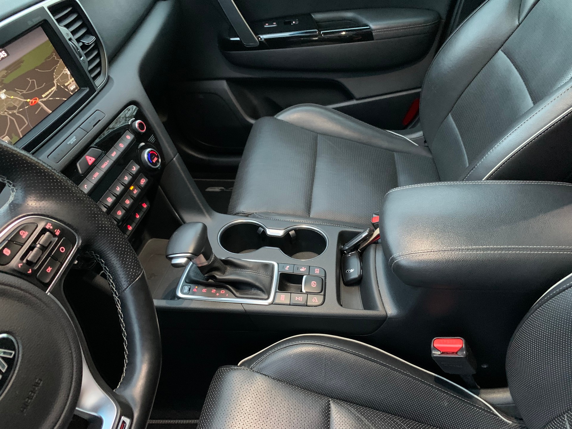 KIA Sportage 1.6 T-GDi Style GT Line 4WD Automat-image-18