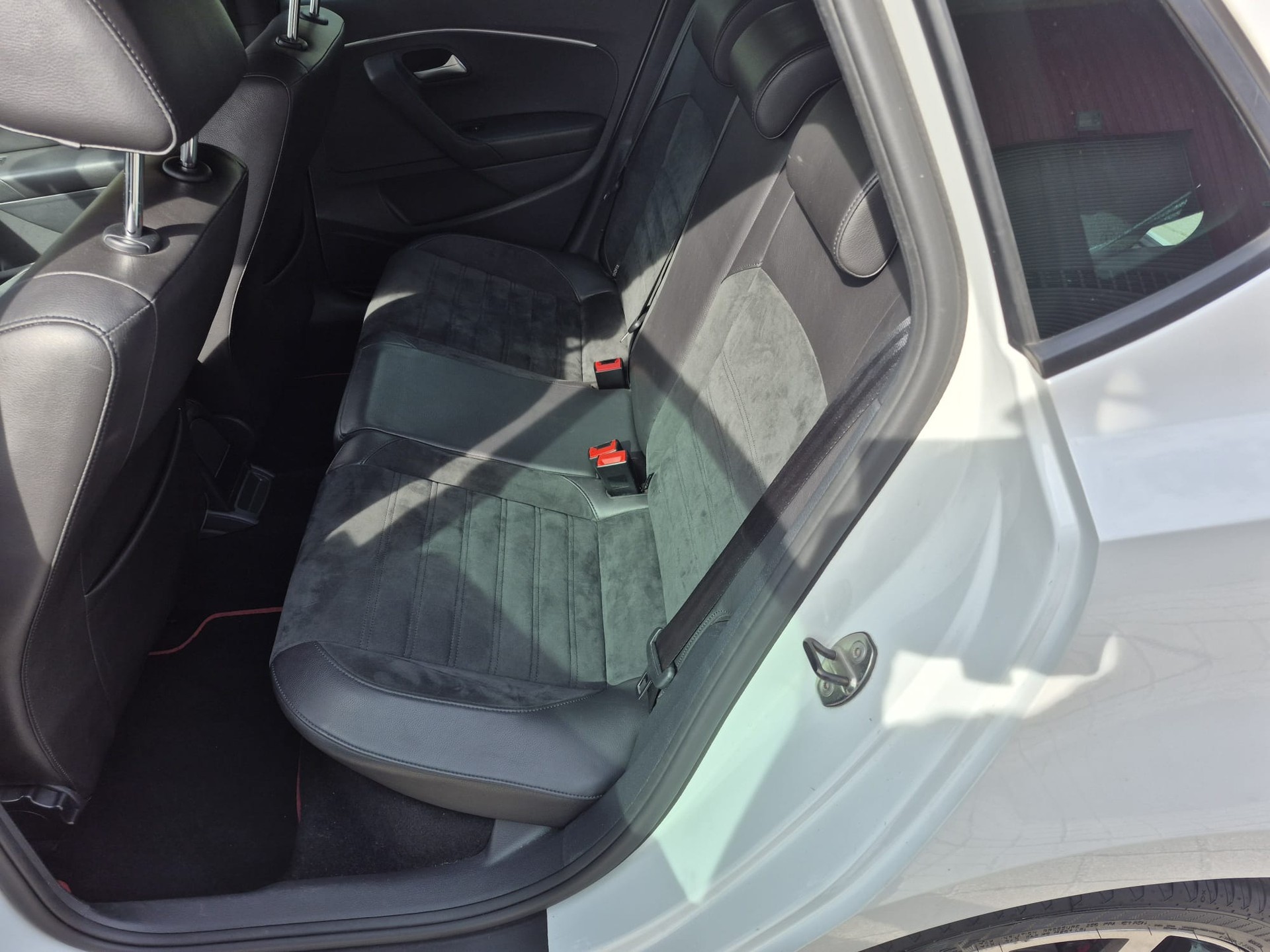 VW Polo 1.8 TSI GTI DSG-image-4