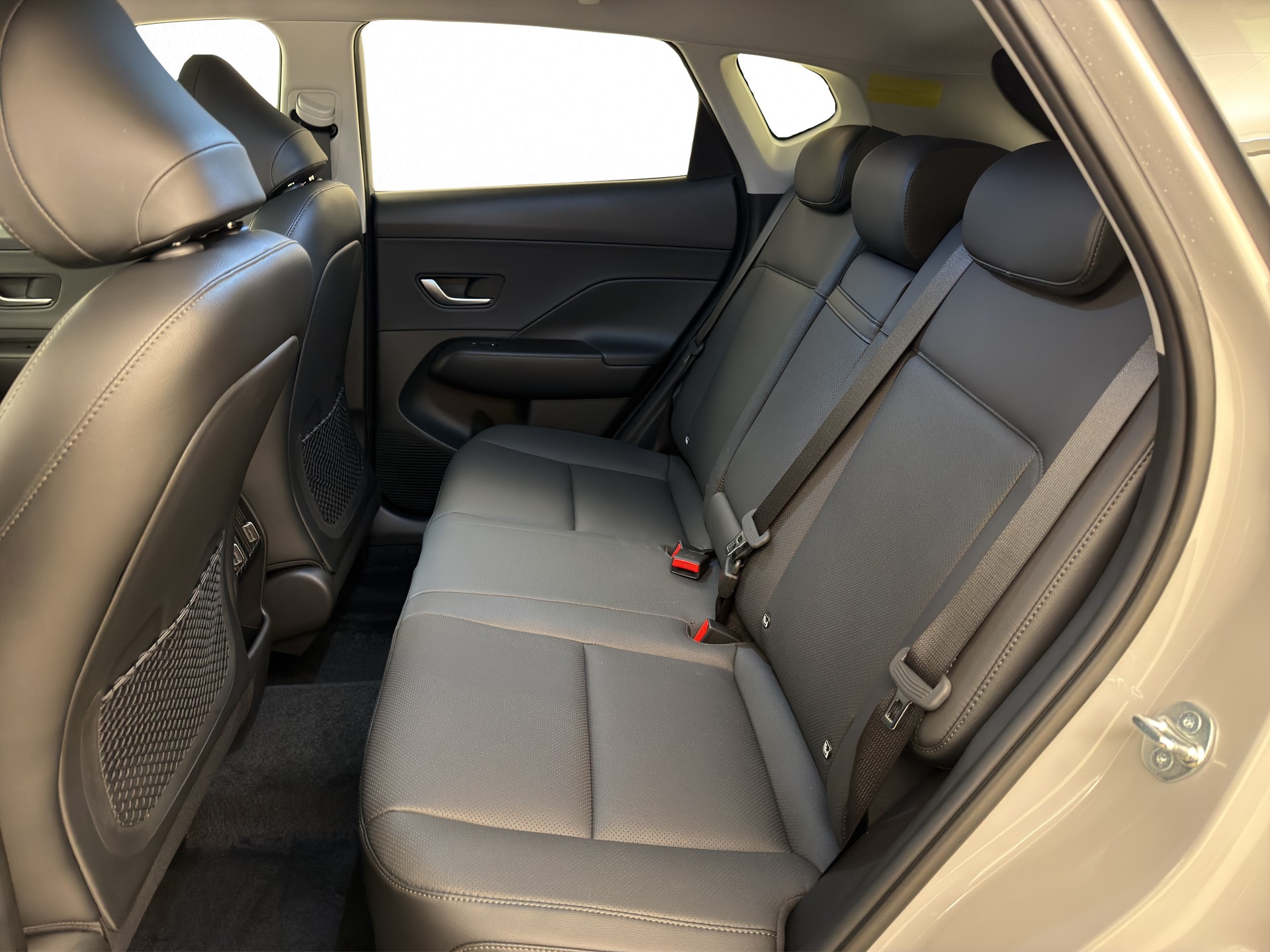 HYUNDAI Kona 1.6 GDi Hybrid Vertex-image-12