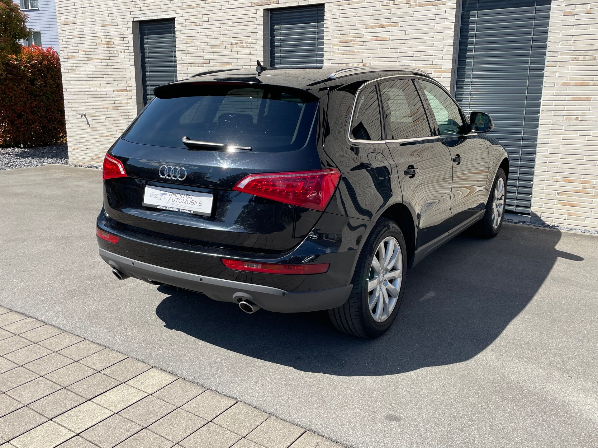 AUDI Q5 3.0 TDI quattro S-tronic-image-7