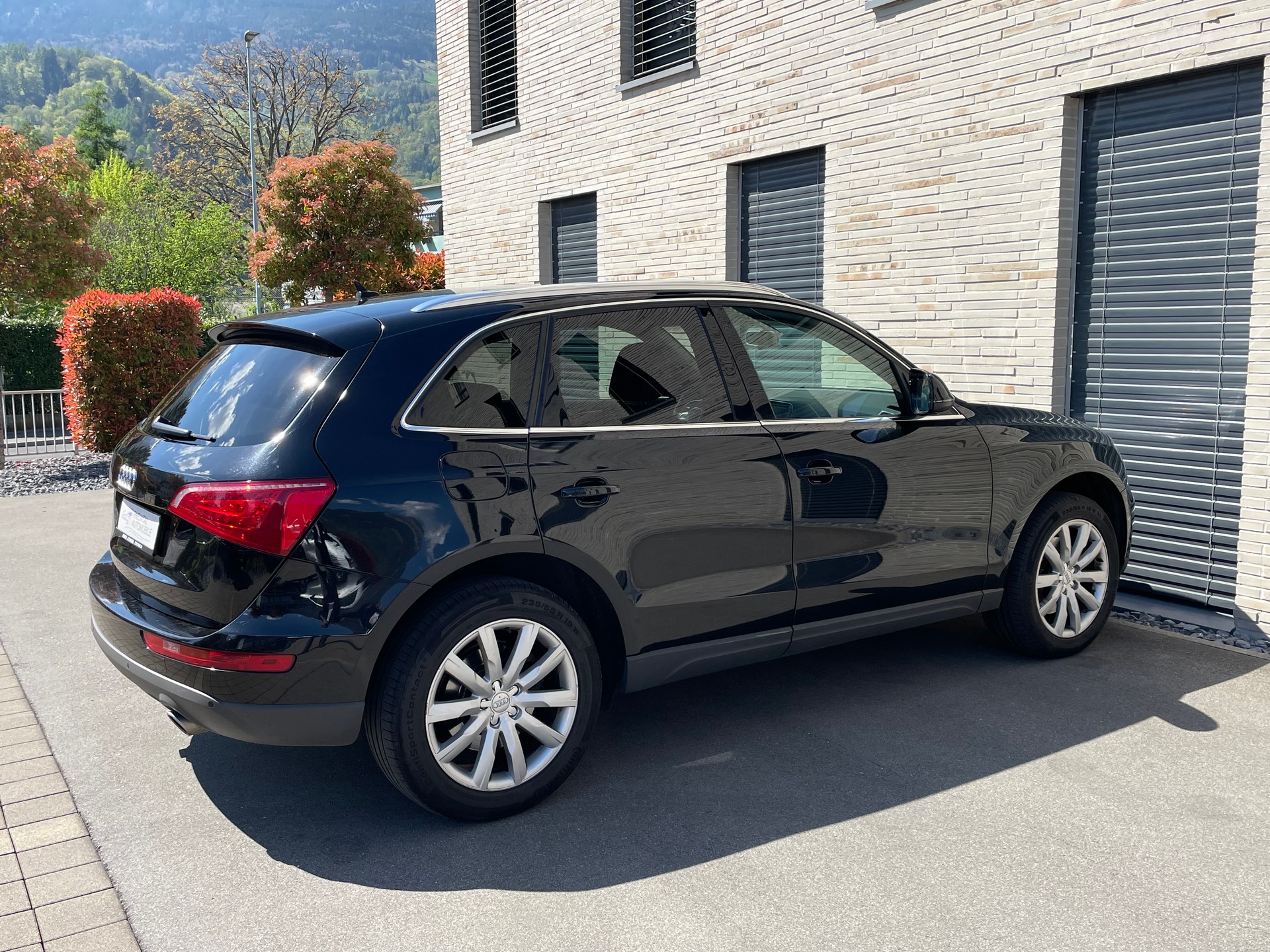 AUDI Q5 3.0 TDI quattro S-tronic-image-8