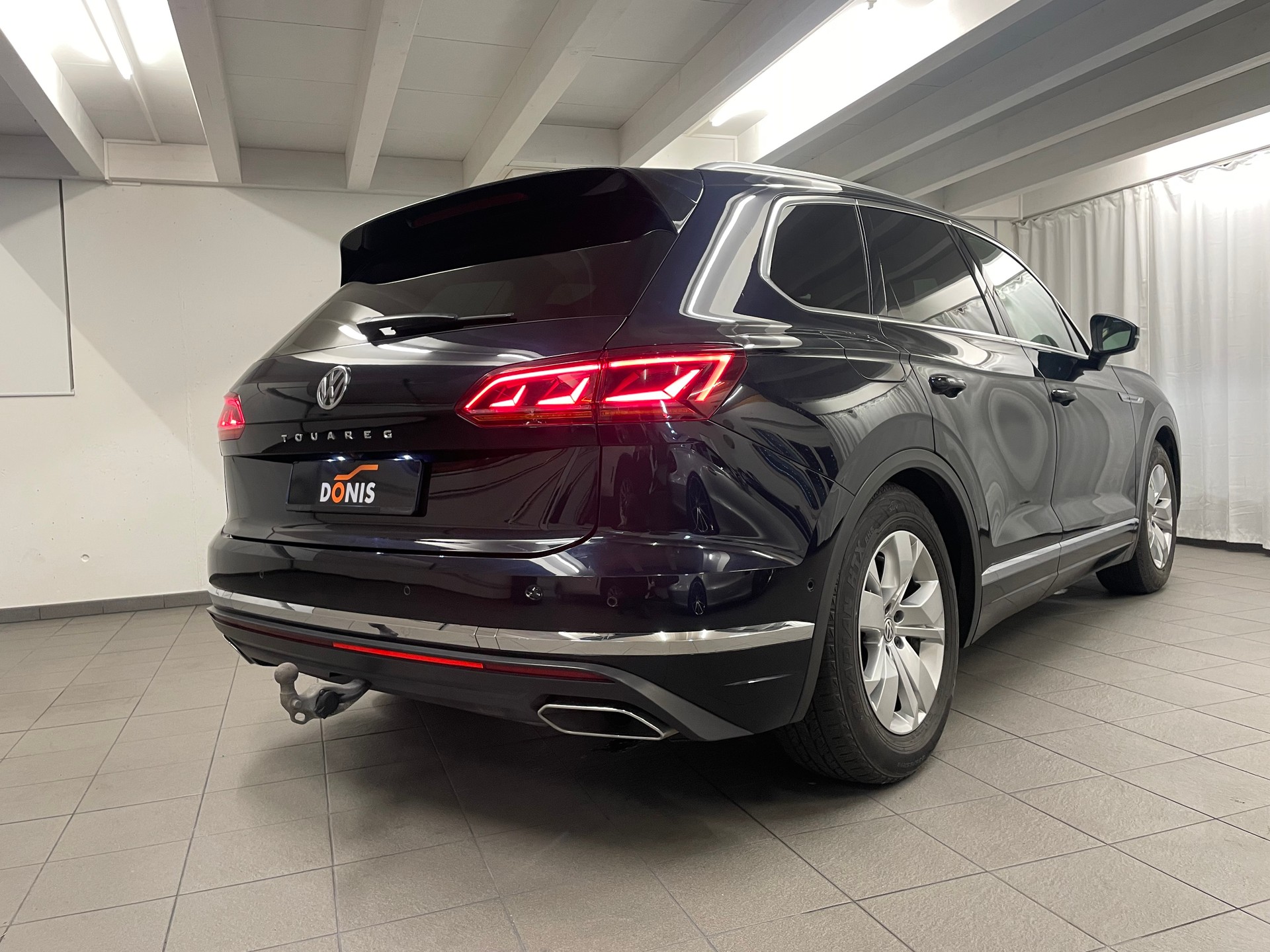 VW Touareg 3.0 TDI Atmosphere Tiptronic-image-4