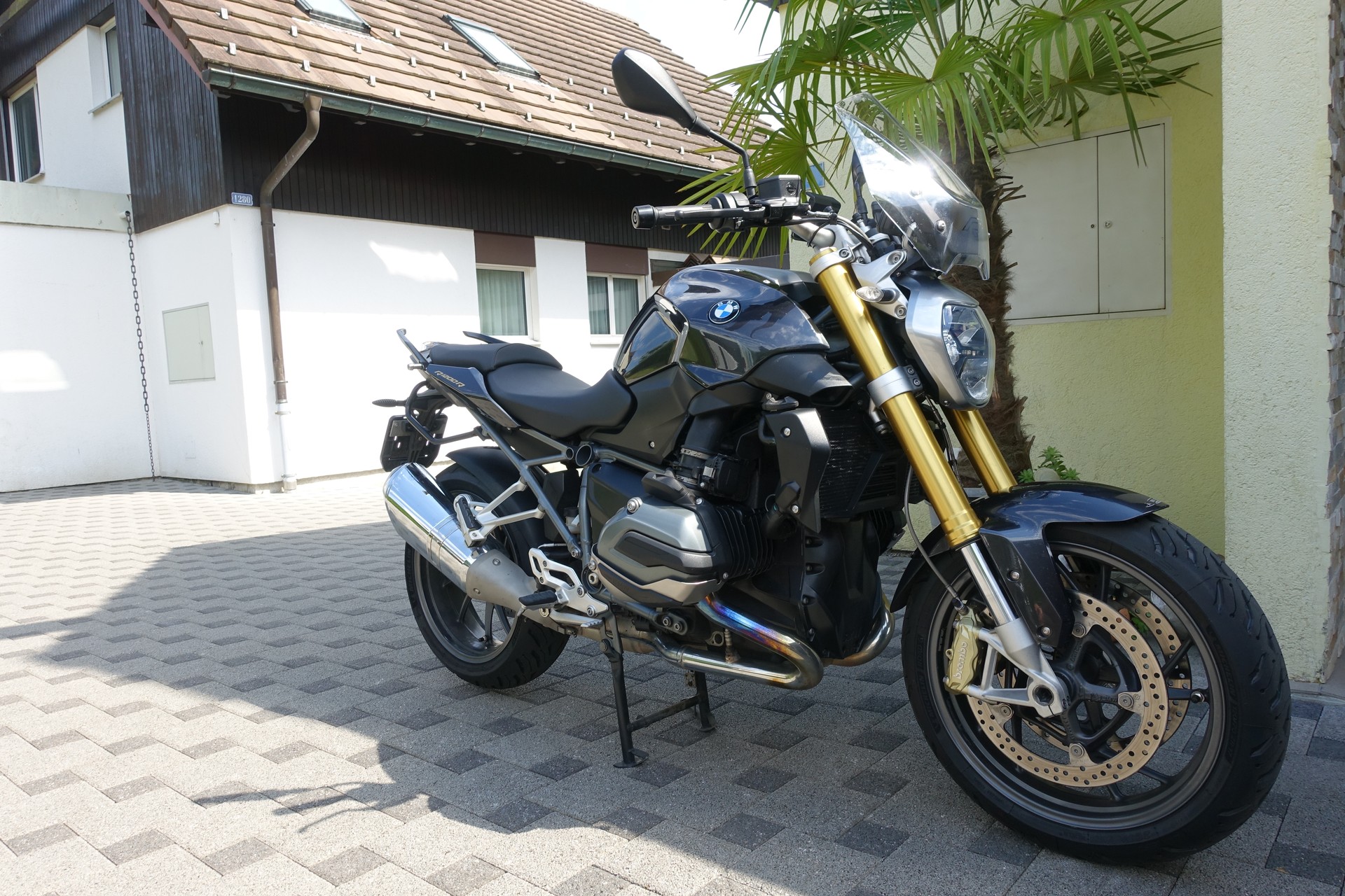 BMW R 1200 R ABS-image-3