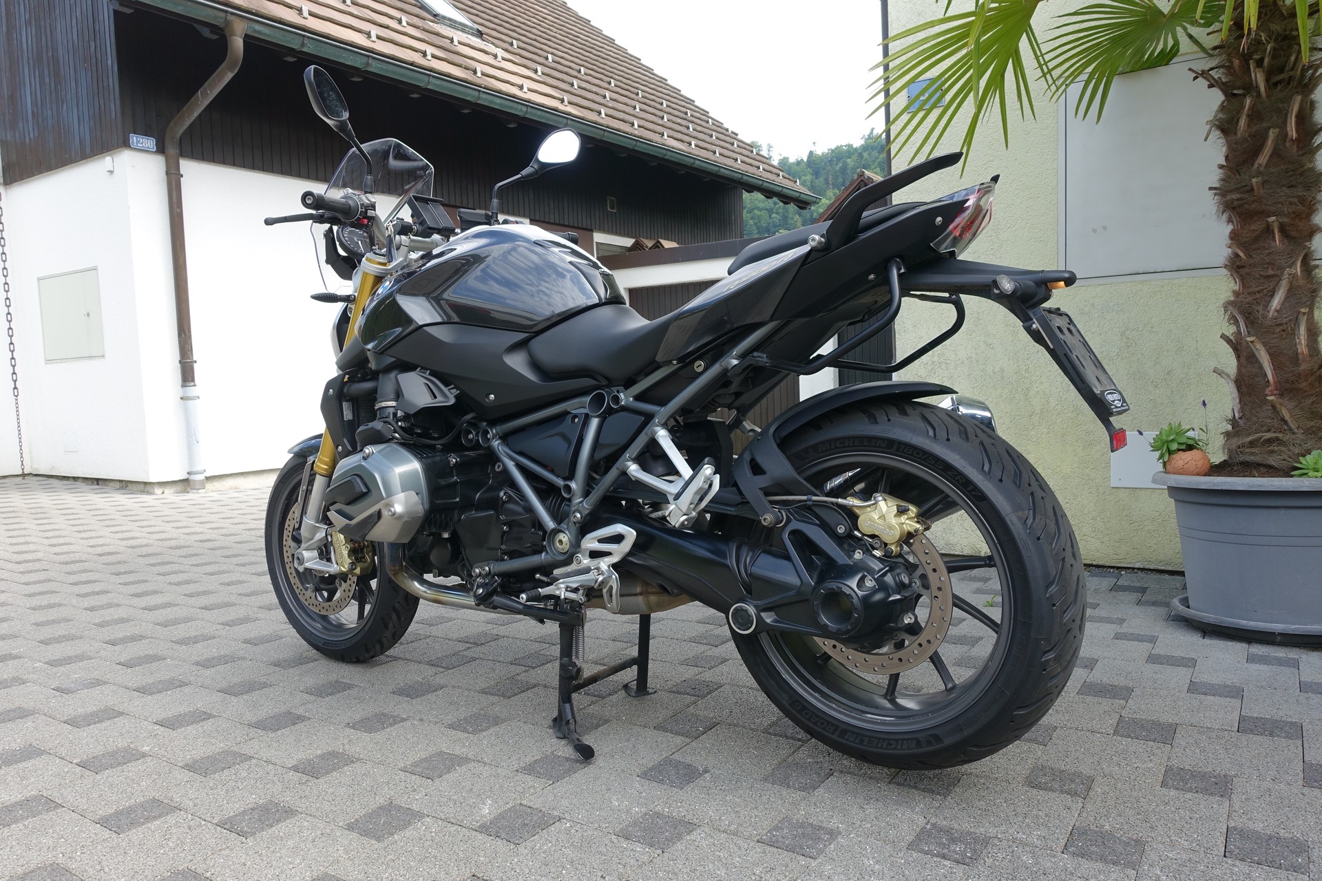 BMW R 1200 R ABS-image-4