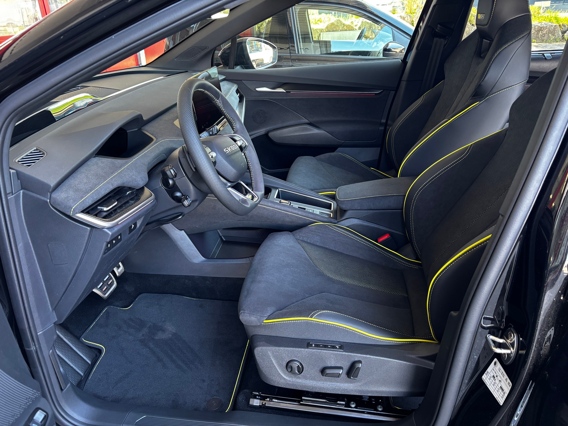 SKODA Elroq RS 4x4 MAXX-image-9