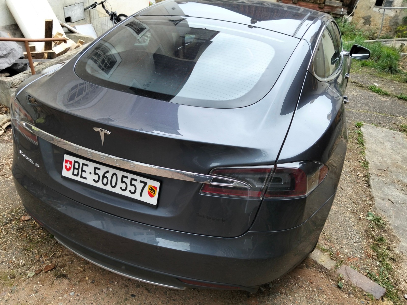 TESLA Model S 60-image-1
