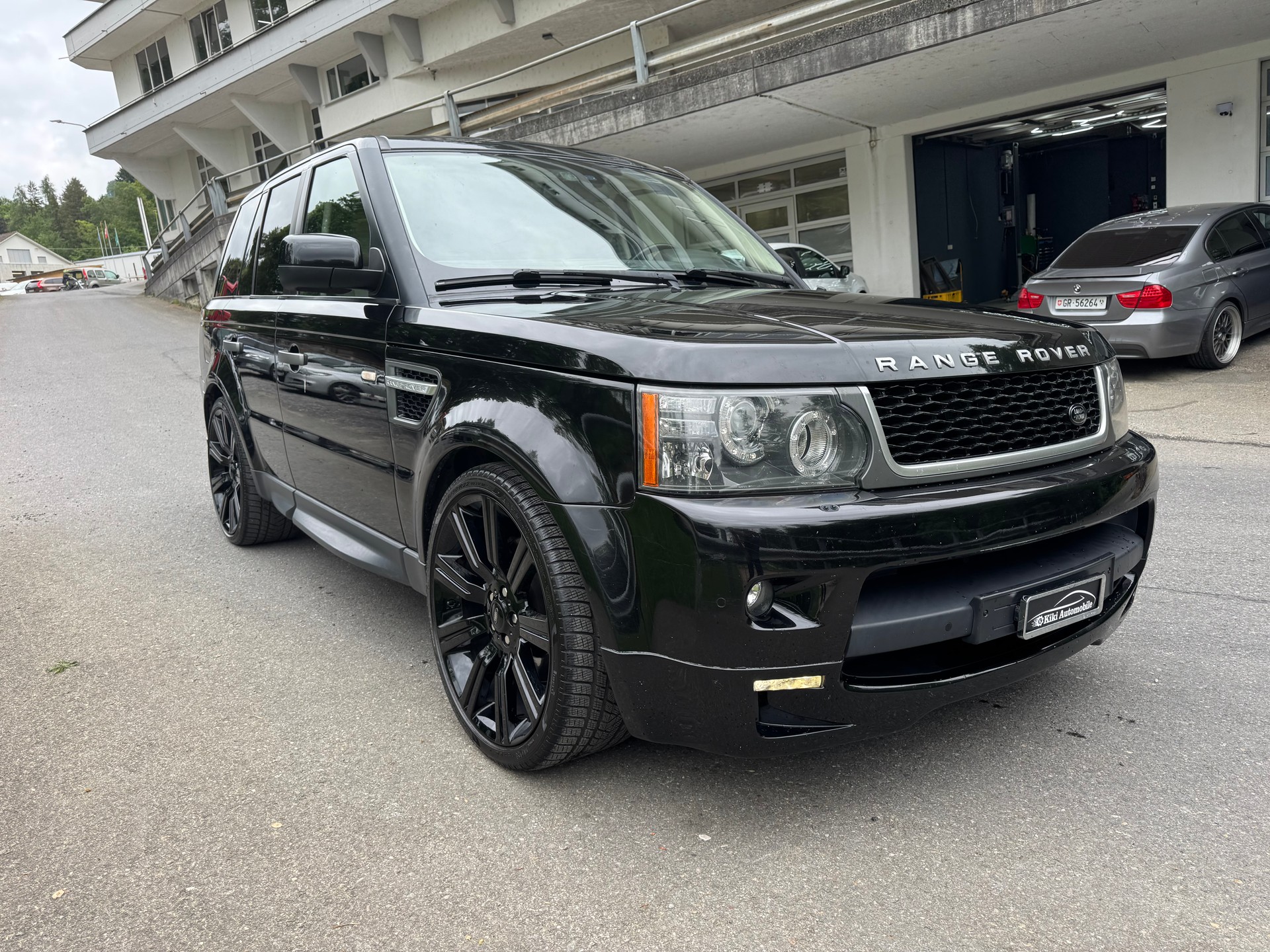 LAND ROVER Range Rover Sport 3.0 TDV6 HSE Automatic-image-1
