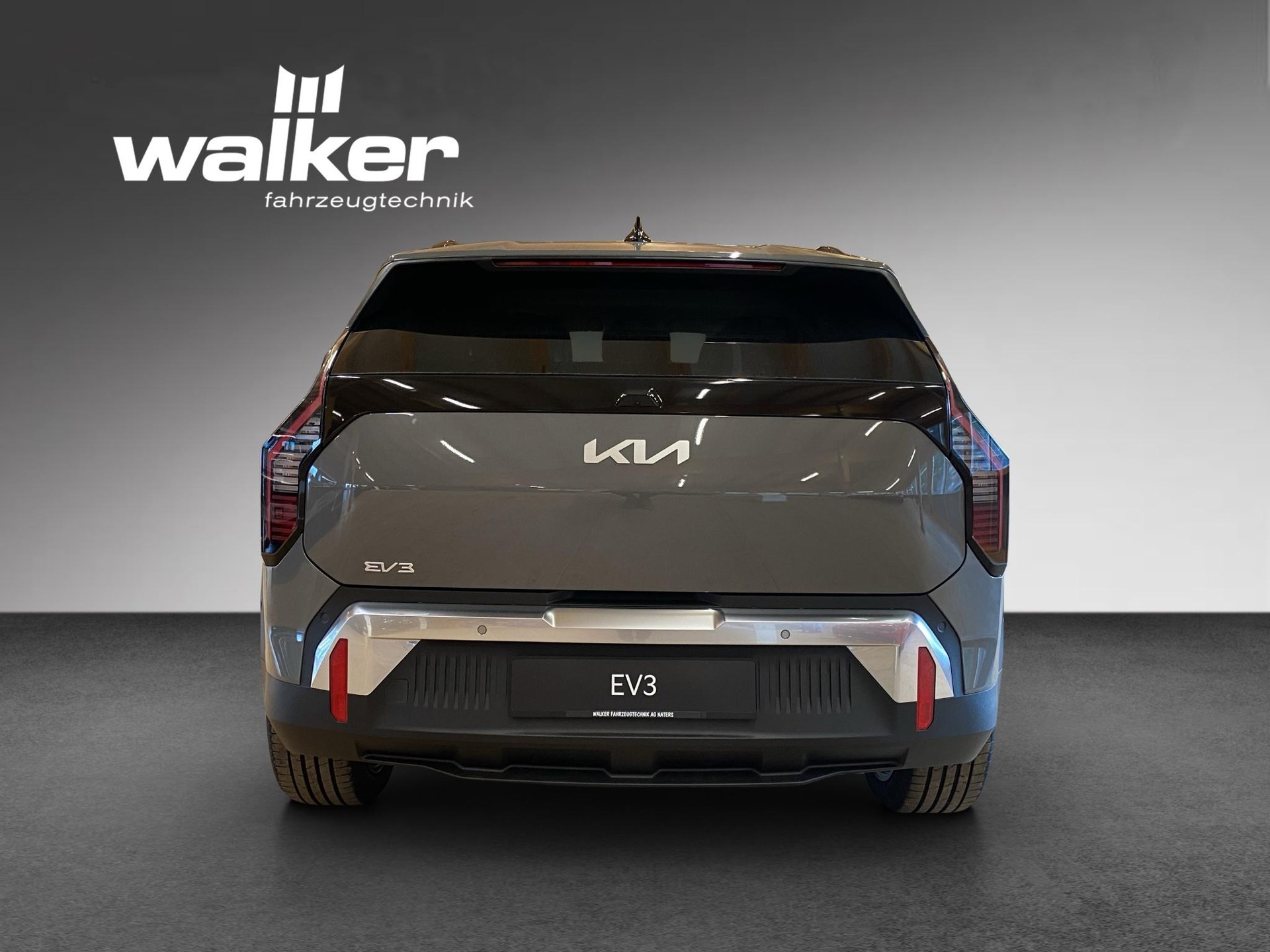 KIA EV3 81 kWh Earth+-image-4