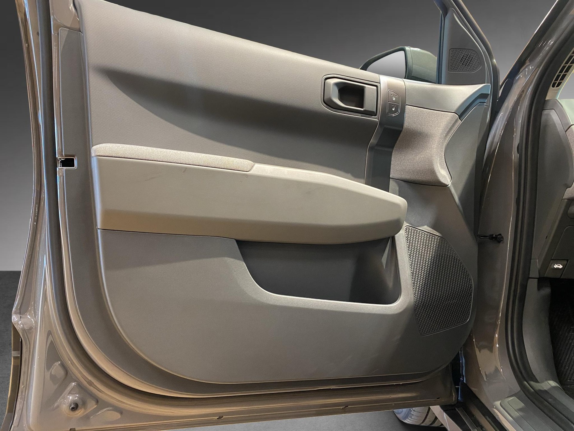 KIA EV3 81 kWh Earth+-image-11