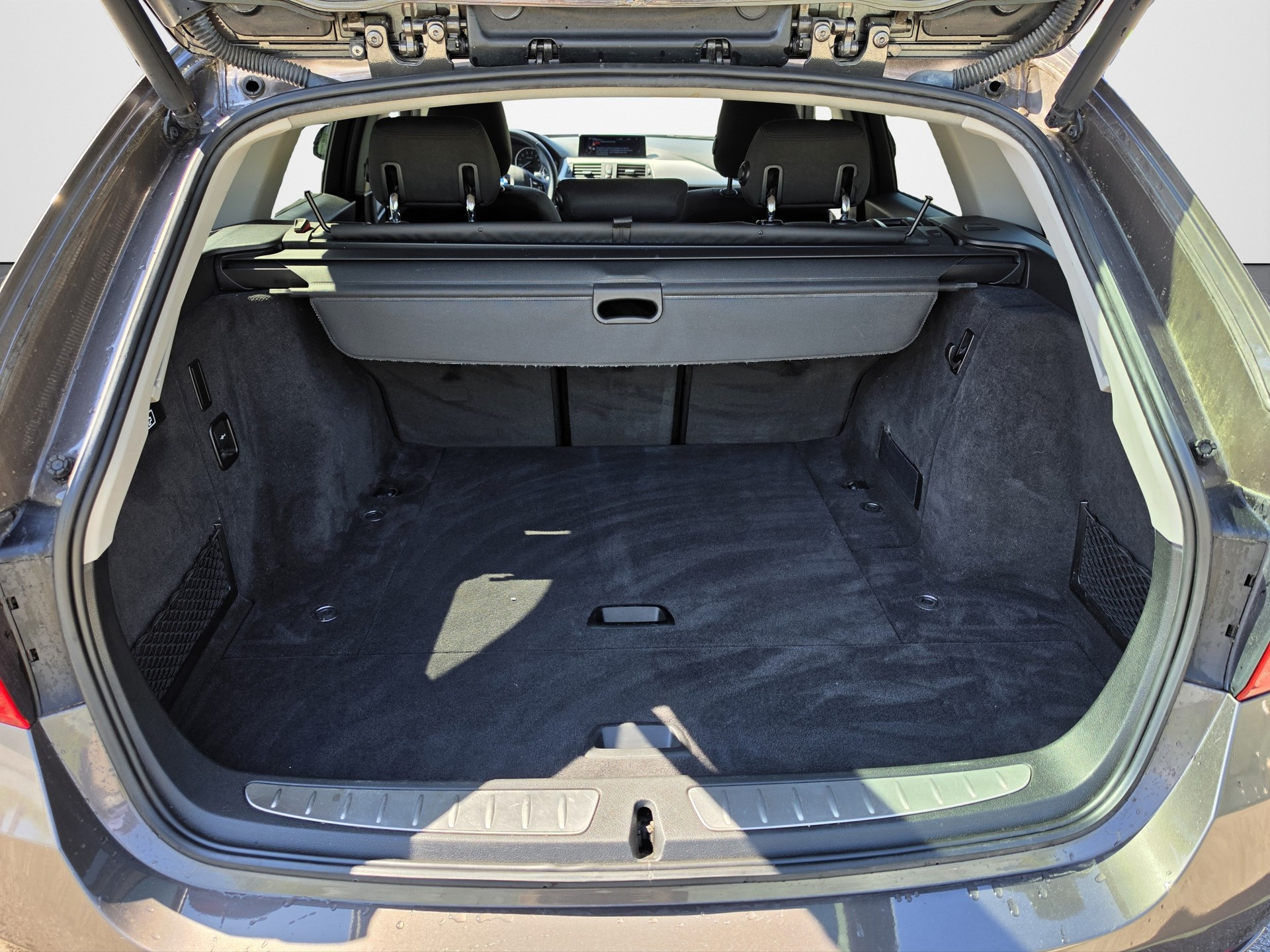BMW 320i xDrive Touring Steptronic-image-6