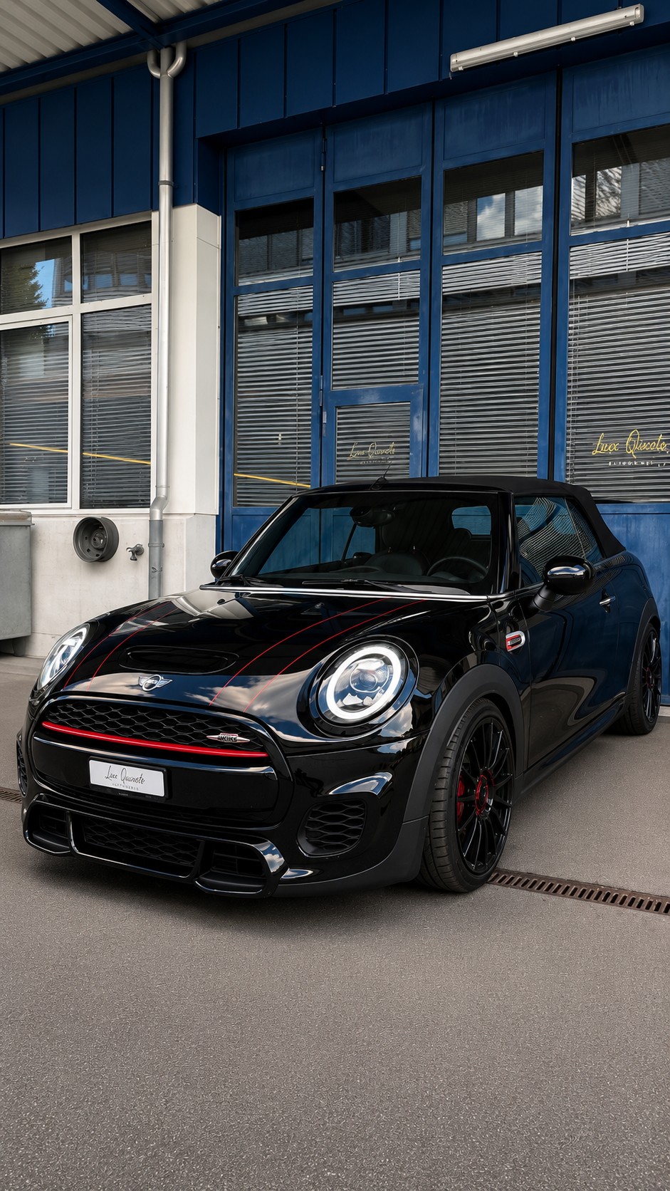 MINI Cooper John Cooper Works Cabriolet Steptronic-image-0