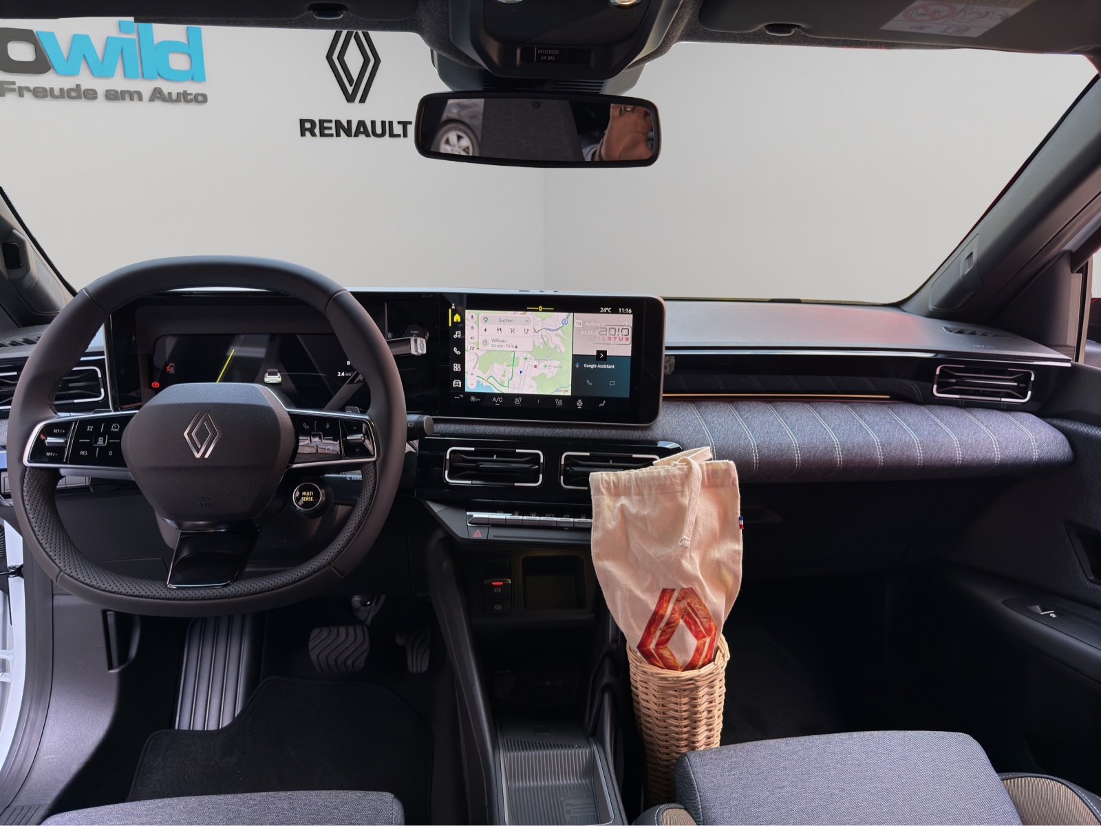 RENAULT 5 E-Tech Comfort Range Techno-image-7